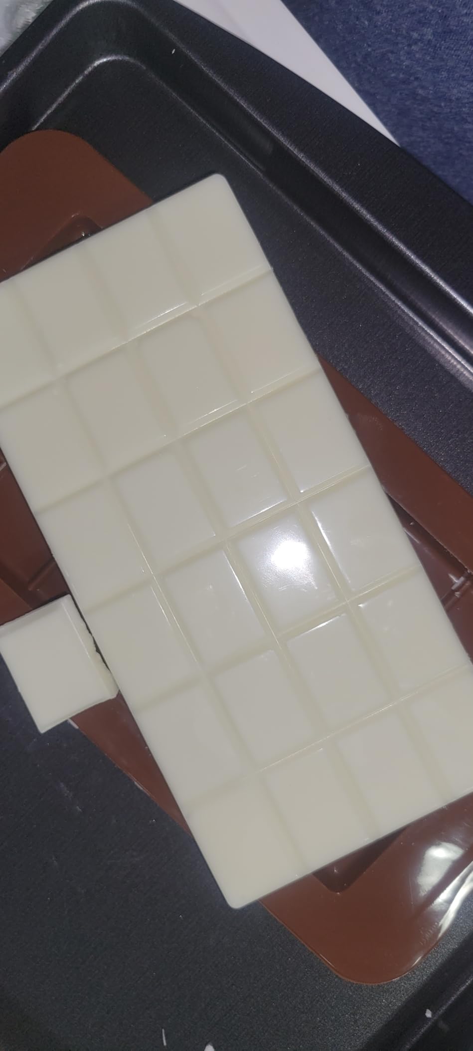 homEdge Break-Apart Chocolate Molds, Set of 4 Packs Food Grade Non-Stick Silicone Protein and Energy Bar Molds customer photo 2