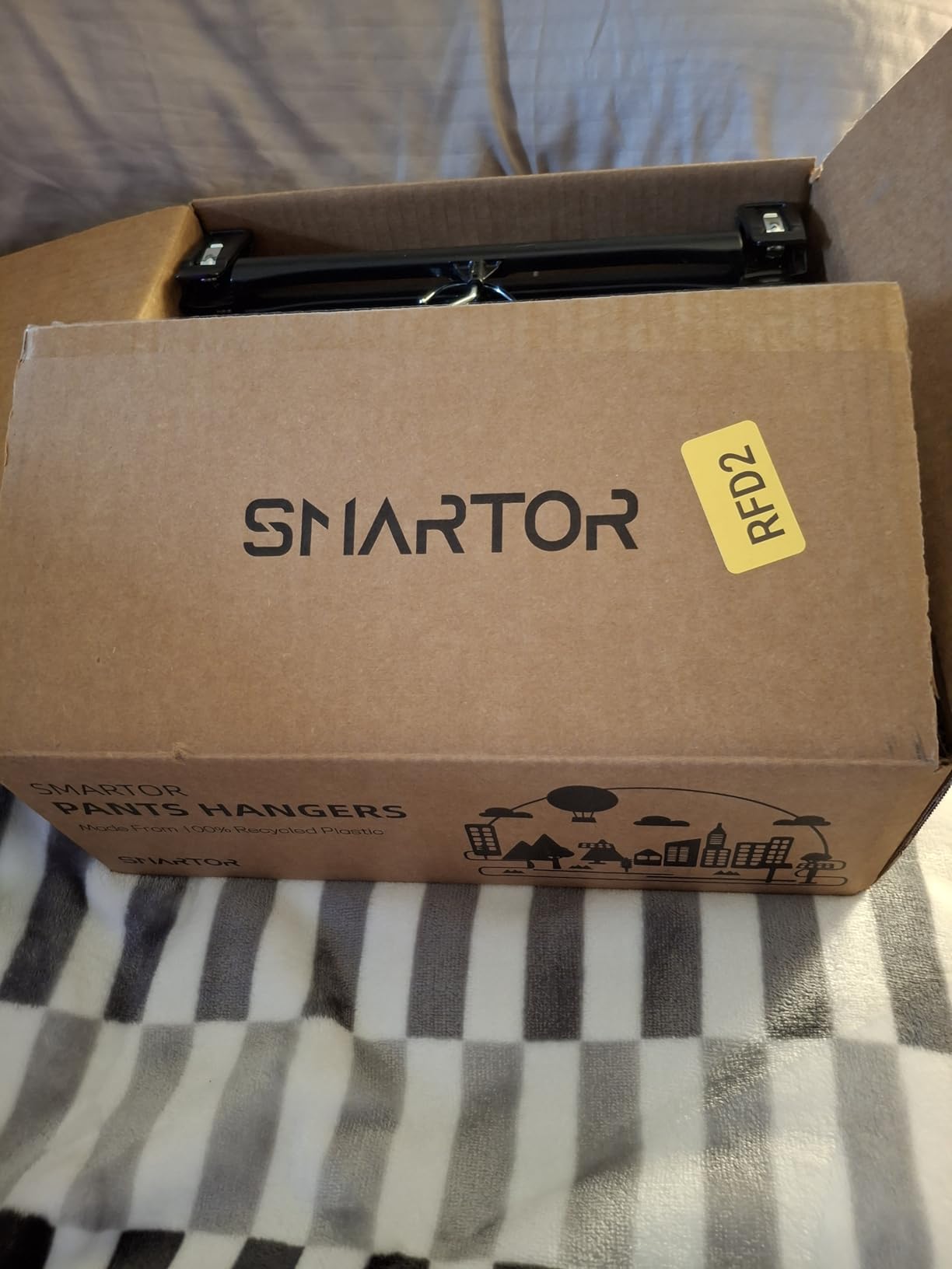 Smartor Pants Hangers - 30 Pack, Black Clips Hangers with 360° Hooks, Shorts Hanger with Strong Clamps, Dress, Heavy Duty as Trousers, Skirt, Jeans, Towel and Bottom Clothes -12 Inch customer photo 1