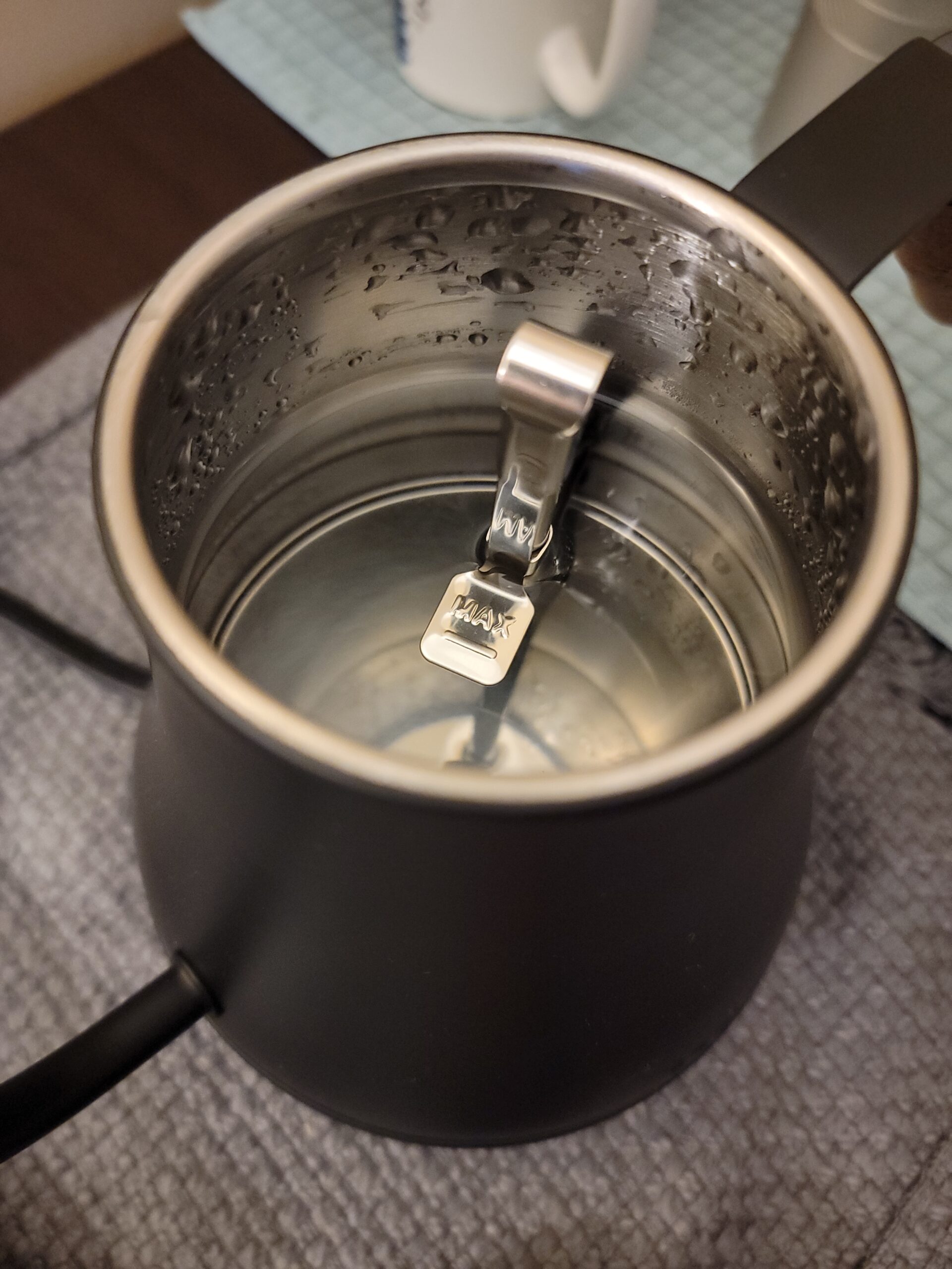 Bodum 27oz Bistro Gooseneck Electric Water Kettle, Pour Over Coffee & Tea, Stainless Steel, Matte Black customer photo 2