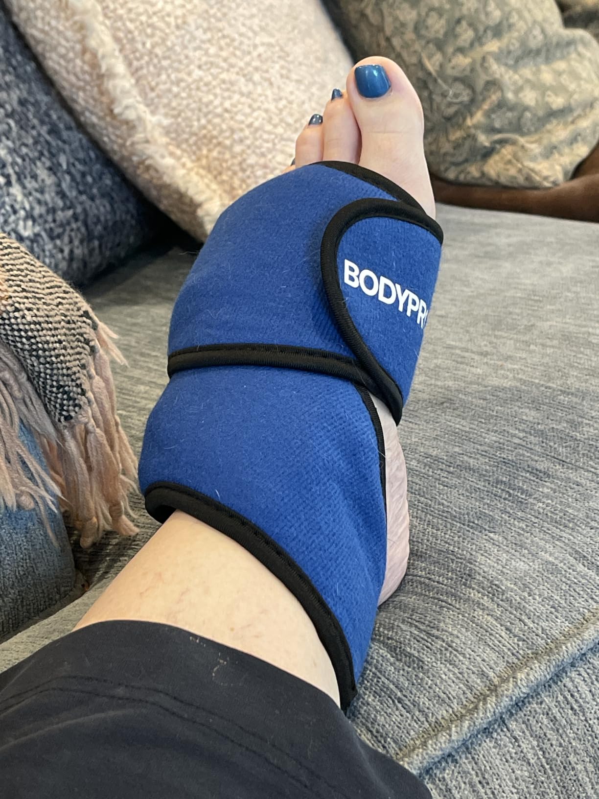 Bodyprox Face ice Pack for Jaw, Head and Chin, Adjustable Hot and Cold Wrap for Wisdom Teeth and TMJ Pain Relief, Nylon, Blue customer photo 1