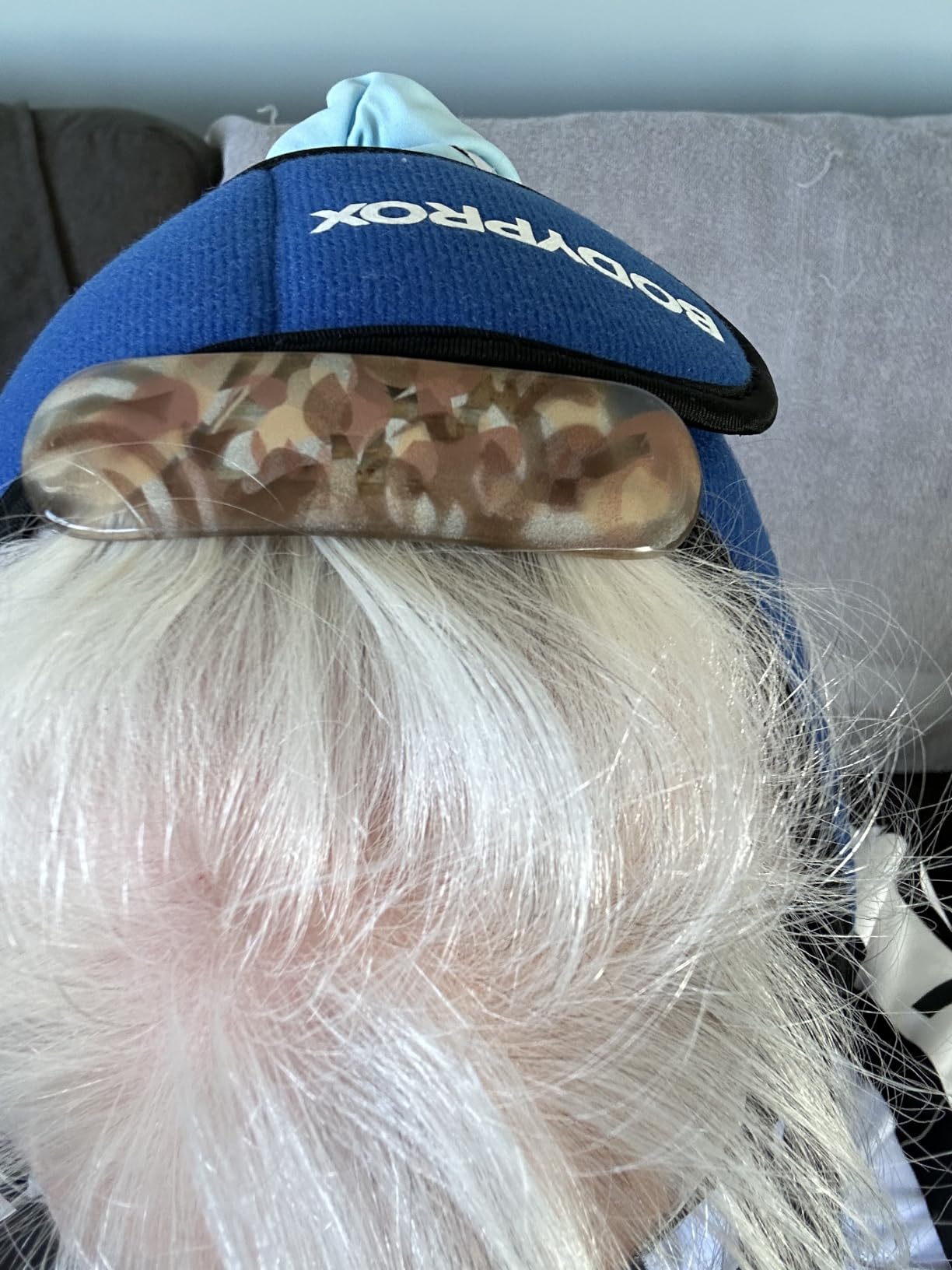 Bodyprox Face ice pack for Jaw, Head and Chin, Adjustable Hot and Cold Wrap for Wisdom Teeth and TMJ Pain Relief, Nylon, Blue customer photo 2