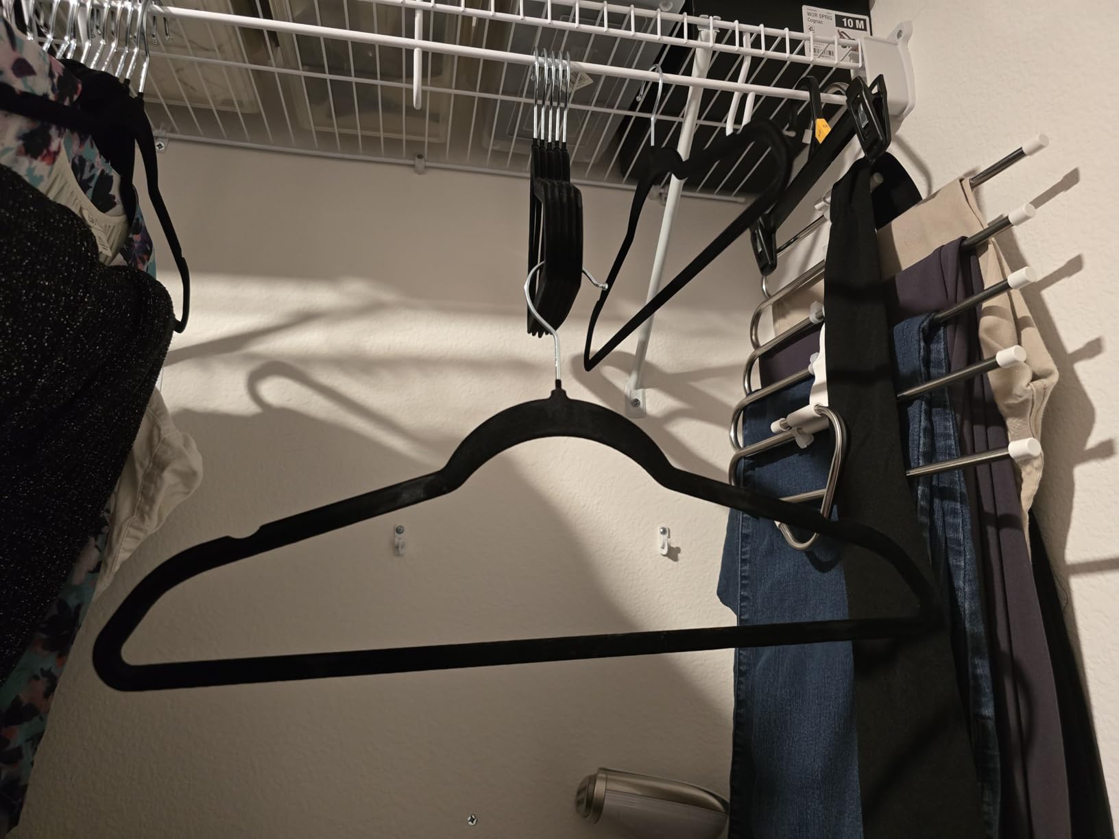 HOUSE DAY Black Velvet Hangers 60 Pack, Non Slip Clothes Felt Hanger Heavy Duty for Coat, Premium Slim Space Saving Suit Hangers for Closet Organizer, 360° Rotating Silver Hook customer photo 1