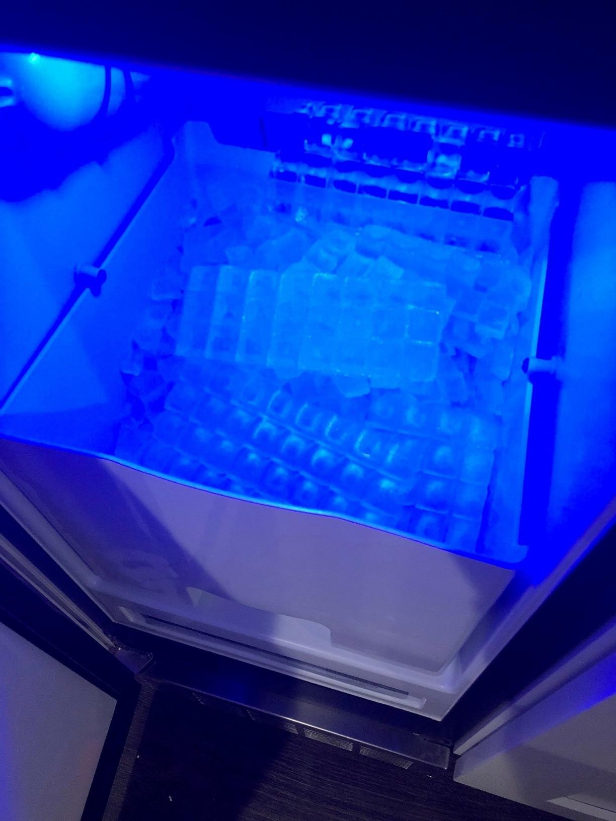 EdgeStar IB450SSP 50 lb. 15 Inch Wide Undercounter Clear Ice Maker with Drain Pump customer photo 1