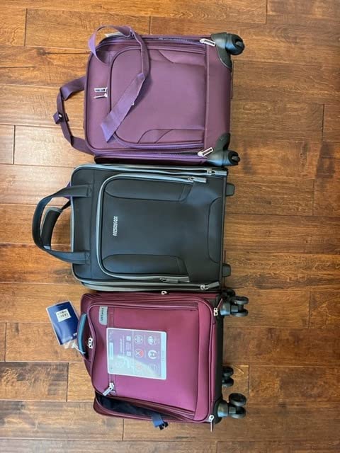 Samsonite Underseat Carry-On Spinner With USB Port, Jet Black, One Size customer photo 2