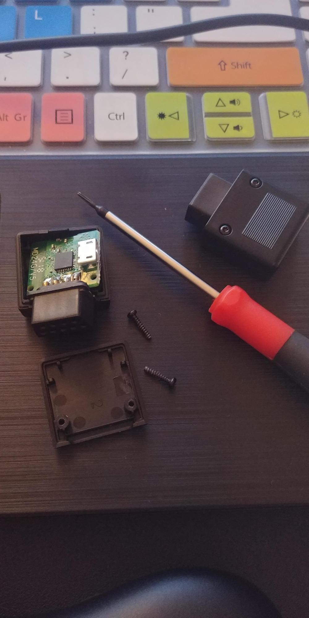 8Bitdo M30 2.4G Wireless Gamepad for the Original Sega Genesis and Sega Mega Drive - Sega Genesis,Black customer photo 2