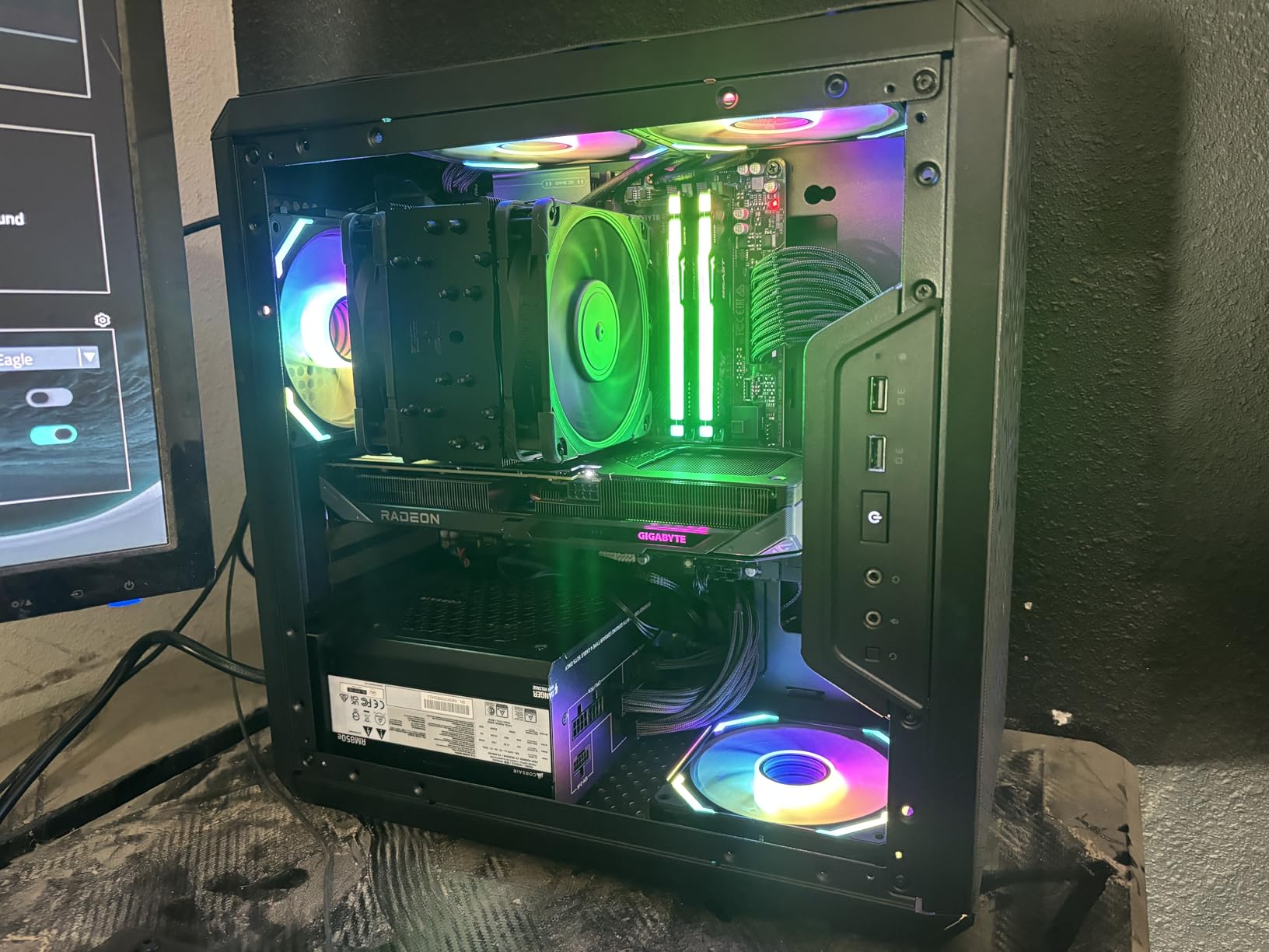 CableMod C-Series Classic ModFlex Sleeved Cable Kit for Corsair Type 4 RM Black Label/RMi/RMX (White) customer photo 1