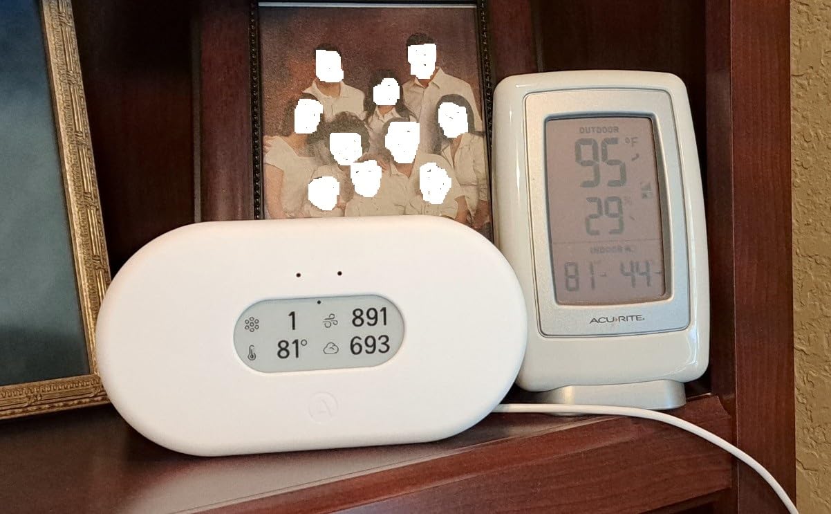 Airthings 2930 Wave Plus - Radon & Air Quality Monitor, Battery Powered (CO2, VOC, Humidity, Temp, Pressure) customer photo 1