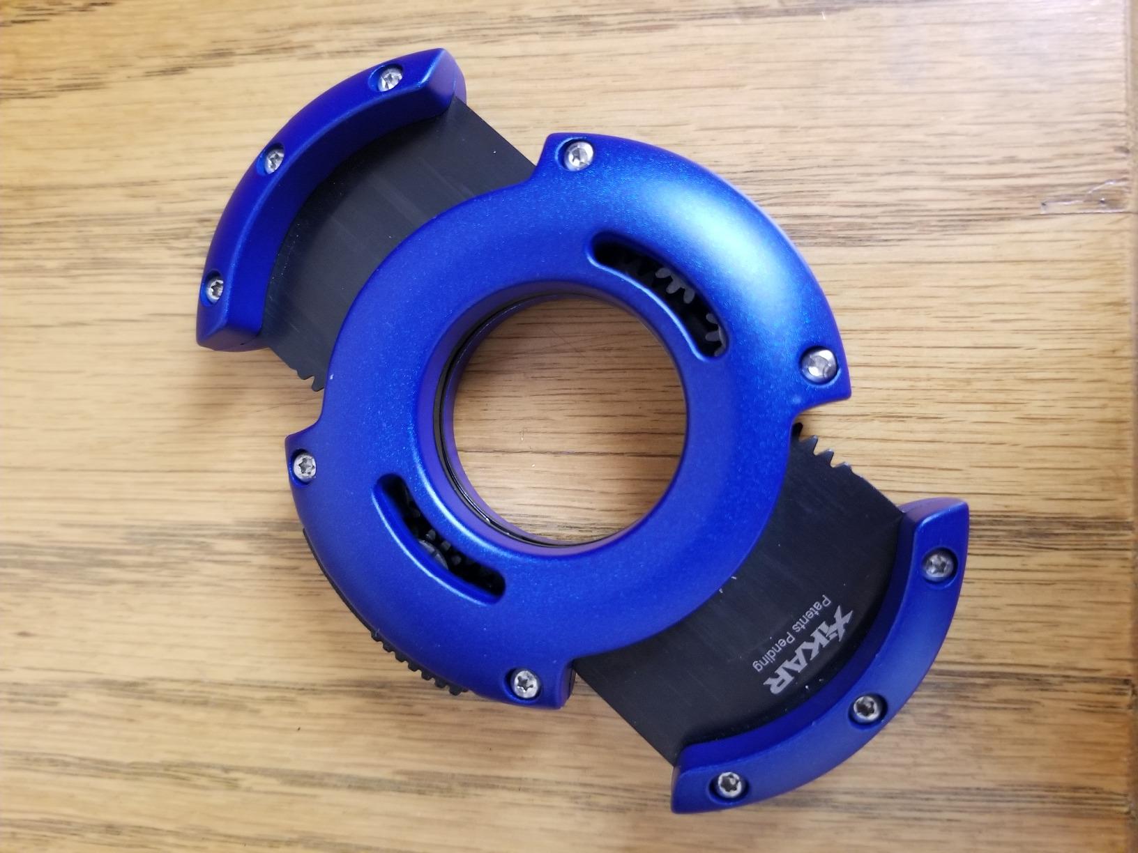 XIKAR XO Double Guillotine Cigar Cutter, Black & Redwood - Dual Stainless Steel Blades, 64 Ring Gauge, Round Aluminum Body, Precision Cigar Cutting, Spring-Loaded Release, Premium Cutter for Cigar Aficionados customer photo 2