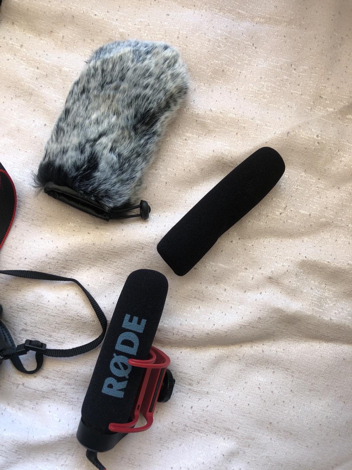 YOUSHARES Microphone Deadcat Windscreen - Outdoor Wind Shield Mic Windshield Muff Fur Custom Fit for Rode VideoMic GO Camera Microphone customer photo 2