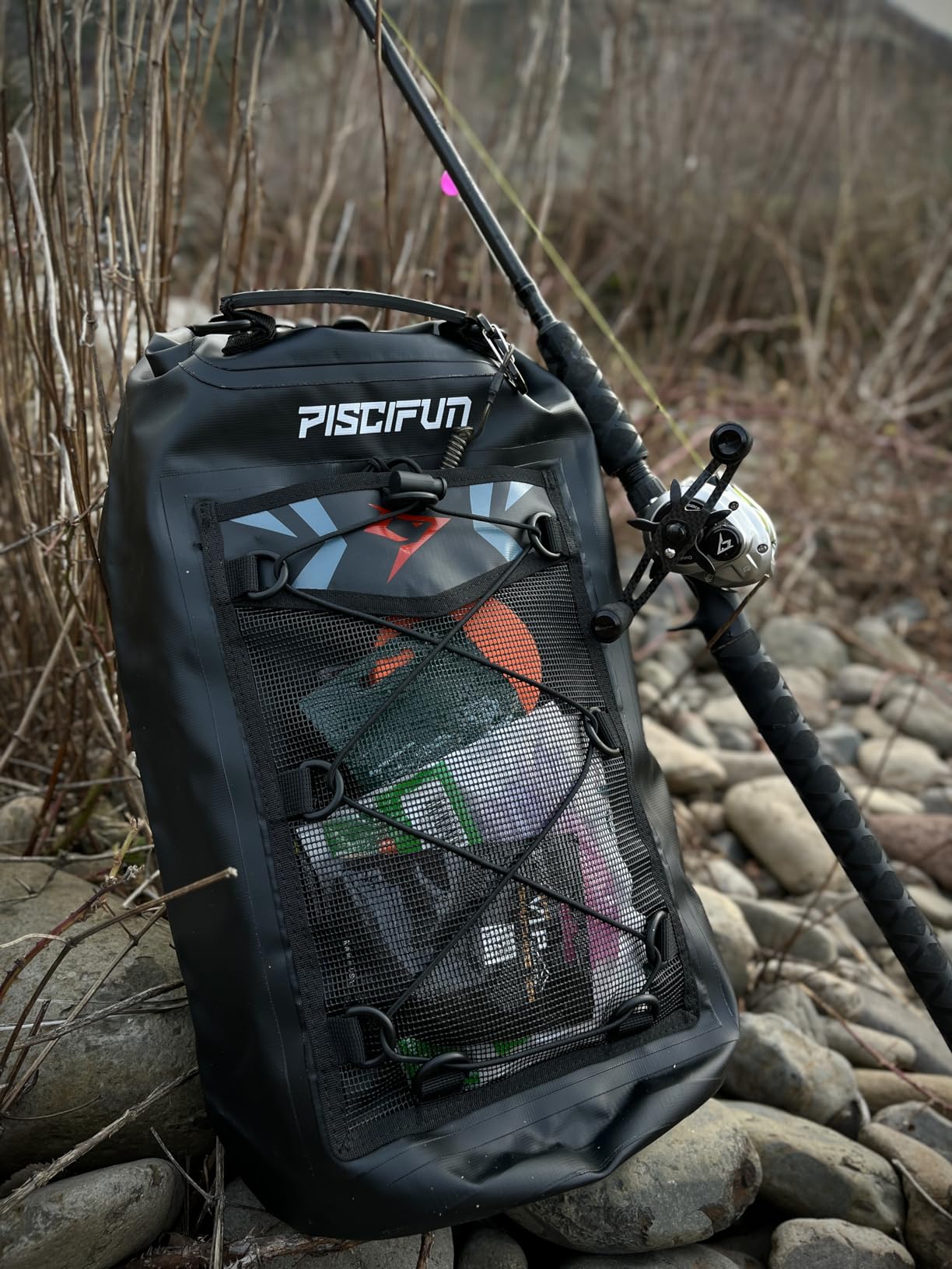 Piscifun Dry Bag, Waterproof Floating Backpack 10L/20L/30L/40L with Waterproof Phone Case for Boating, Kayaking, Fishing customer photo 1