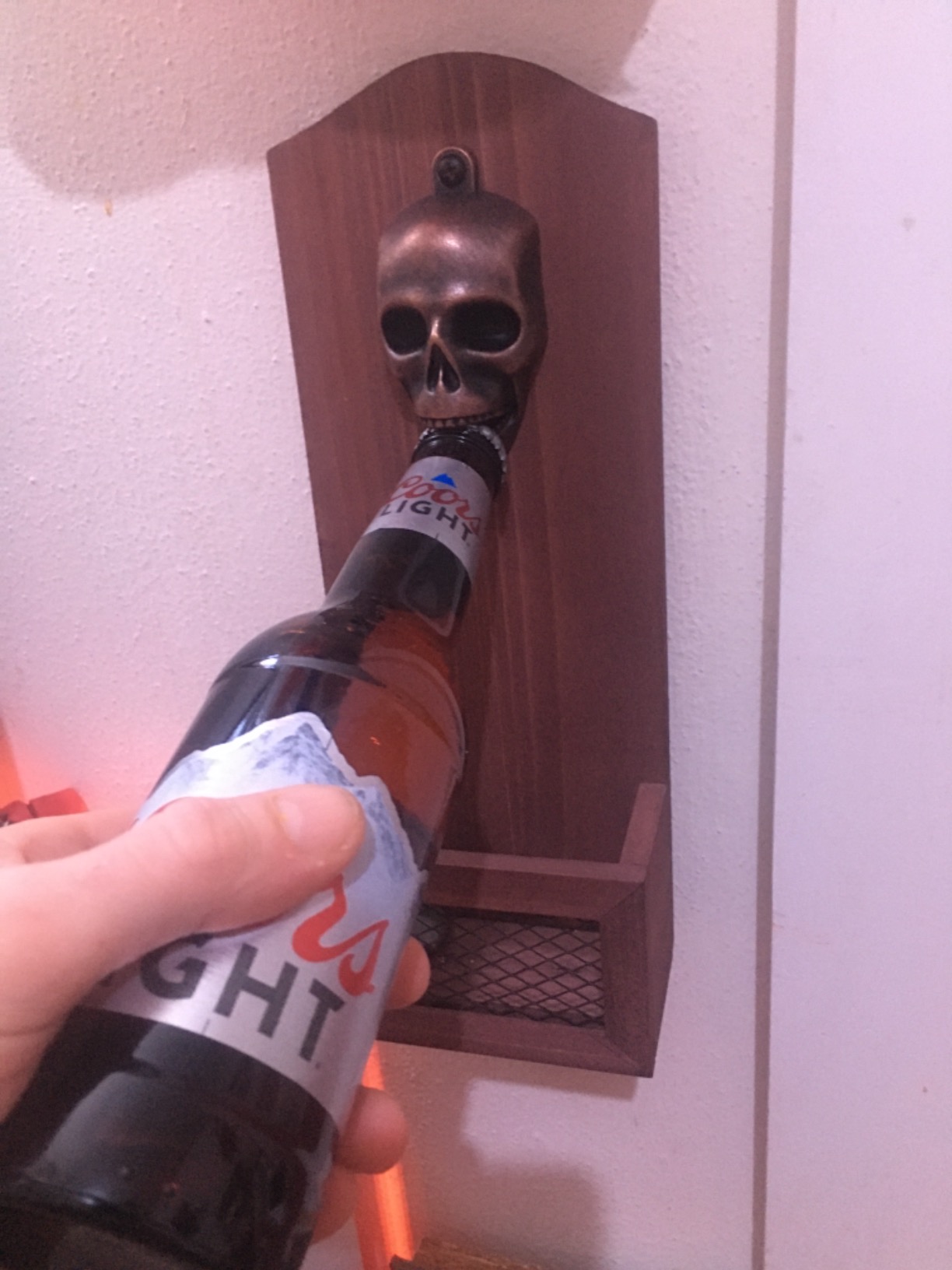 Bottle Opener with Cap Collector Catcher,Vintage Wooden Wall Mounted Bottle Opener，Ideal Gift for Men and Beer Lovers, Use as Bar Decoration. customer photo 2