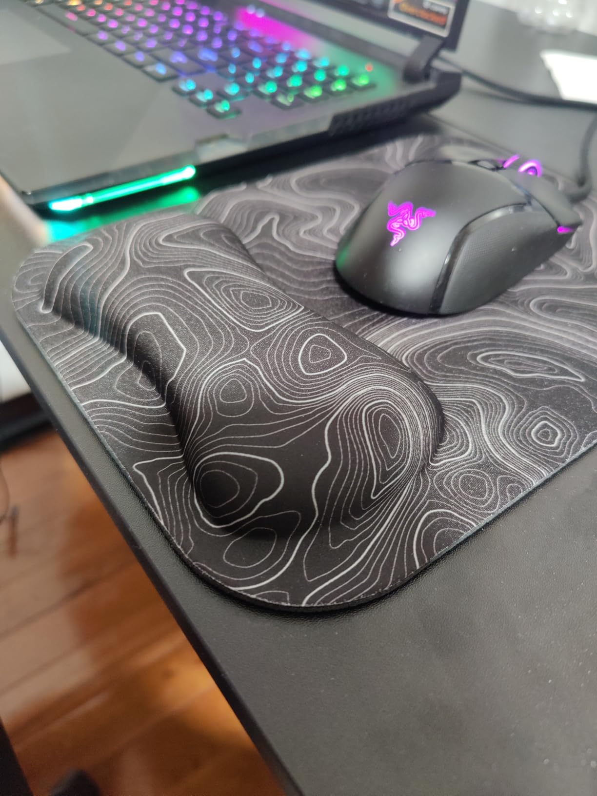 Gimars Large Smooth Superfine Fibre Memory Foam Ergonomic Mouse Pad Wrist Rest Support Mousepad with Nonslip Base for Laptop, Computer, Gaming&Office customer photo 2