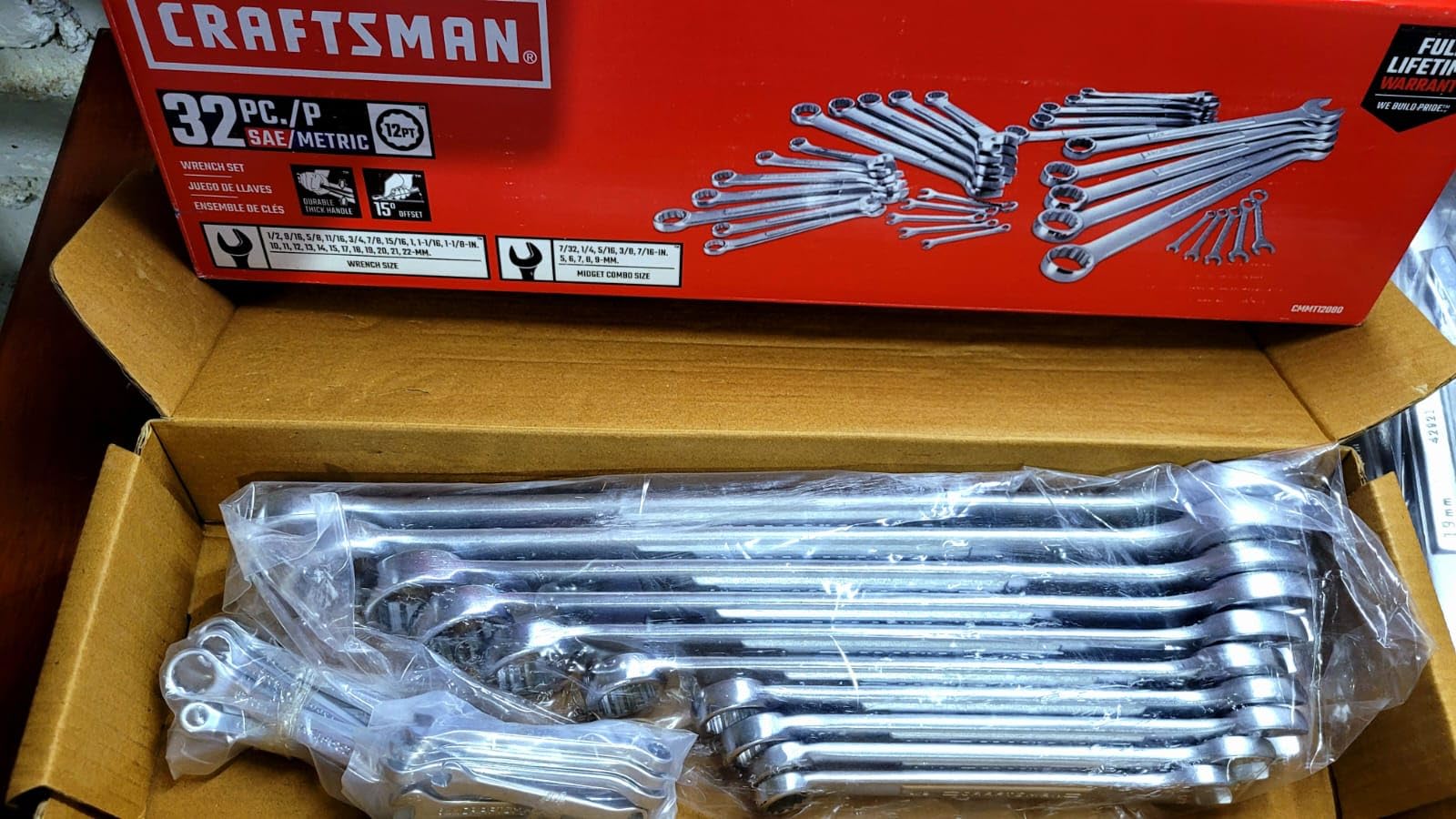 CRAFTSMAN Wrench Set, SAE / Metric, 32-Piece (CMMT12080) customer photo 1