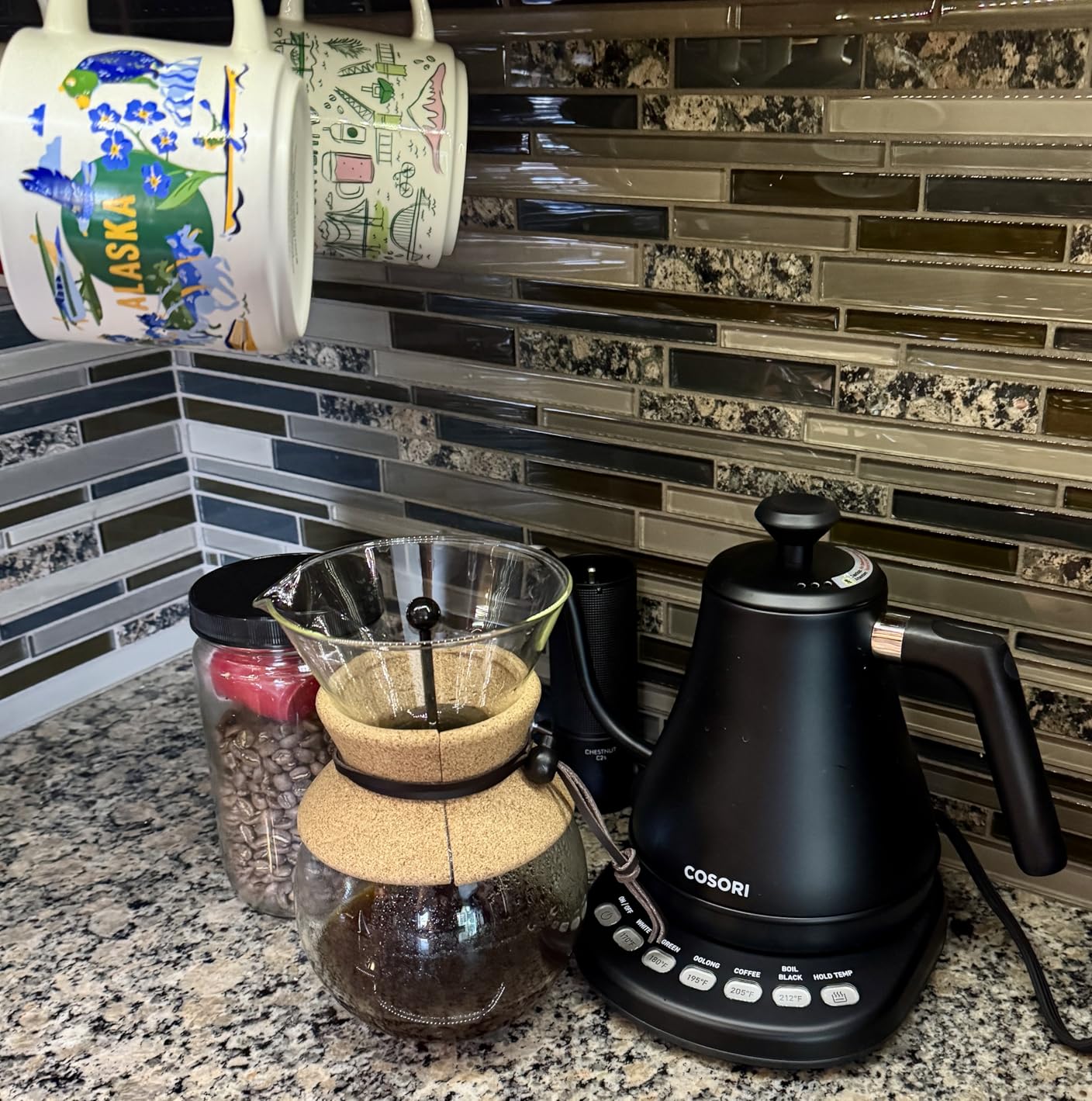 Bodum 34oz Pour Over Coffee Maker, High-Heat Borosilicate Glass with Reusable Stainless Steel Filter and Cork Grip - Made in Portugal customer photo 2