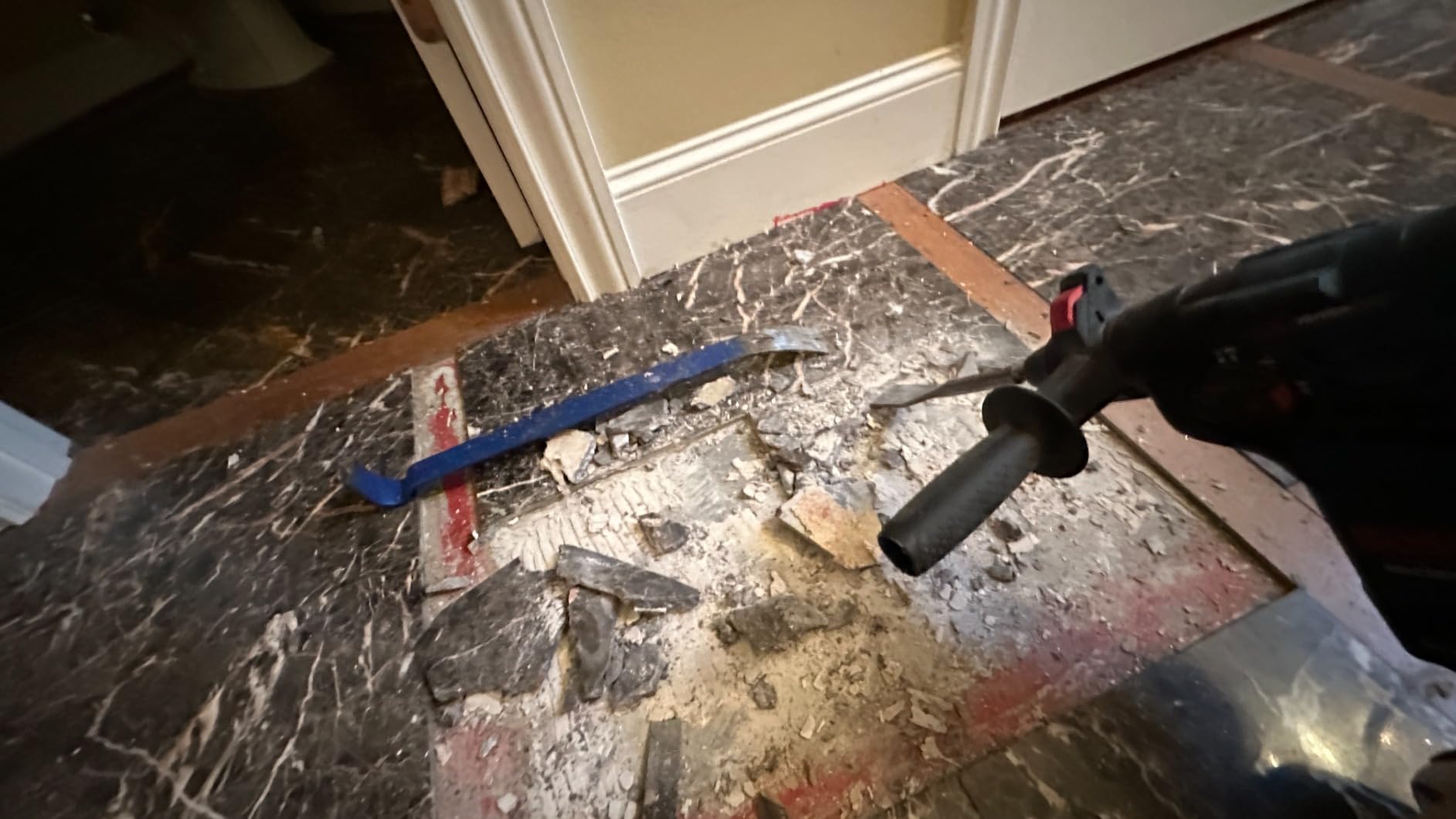 Firecore SDS Plus Chisel 3 Inch Wide by 10 Inch Long, Cranked Bent Tile Removal Chisel Bit for SDS Plus Rotary Hammer Drill, Alloy Steel Shovel for Ceramic Tile Cement Thinset Mortar Vinyl - FS18310 customer photo 1