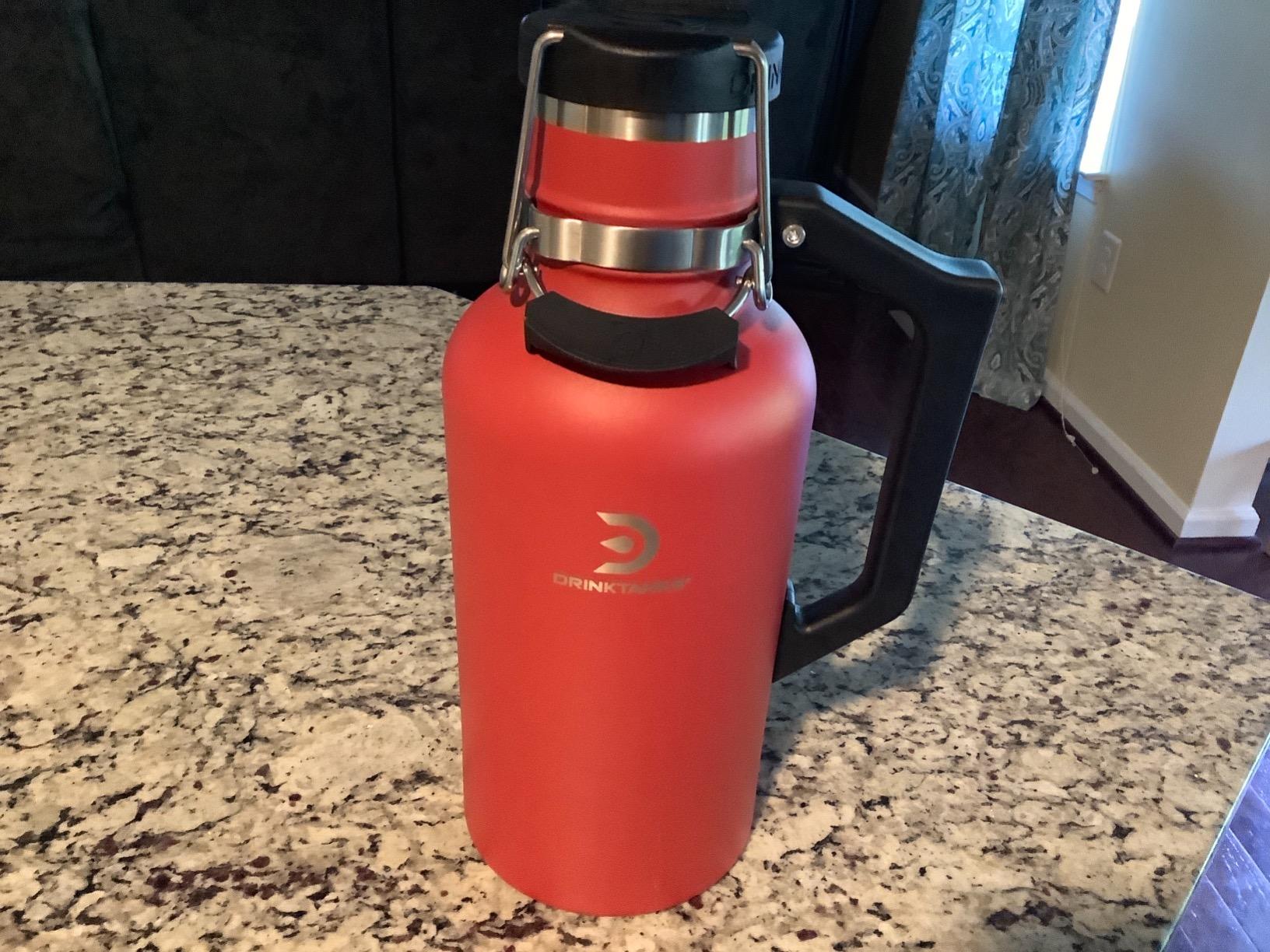 DrinkTanks Craft Growler - 64 oz Vacuum Insulated Stainless Steel Beer Growler with Handle, Leakproof Thermal Beverage Tumbler for Beer, Wine, Coffee, Soda, Kombucha - Reusable & BPA-Free - Crimson customer photo 1