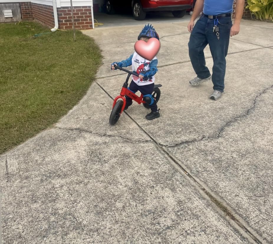 Kids Protective Gear Set Knee Pads for Kids 3-14 Years Toddler Knee and Elbow Pads with Wrist Guards 3 in 1 for Skating Cycling Bike Rollerblading Scooter customer photo 1