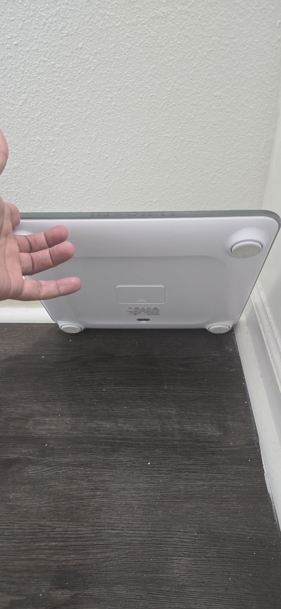 INEVIFIT Bathroom Scale, Highly Accurate Digital Bathroom Body Scale, Measures Weight up to 400 lbs. Includes Batteries customer photo 1