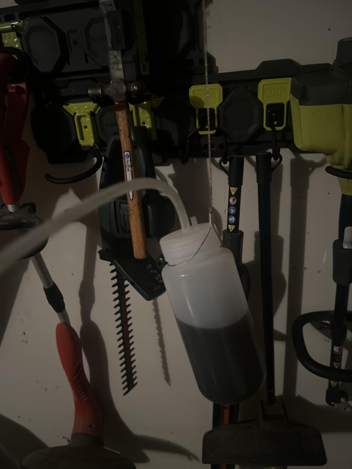 Mission Automotive Brake Bleeder Kit - 16 Oz, White - Brake Fluid Bleed Kit & Magnetic Bleeder Bottle with Lanyard customer photo 2