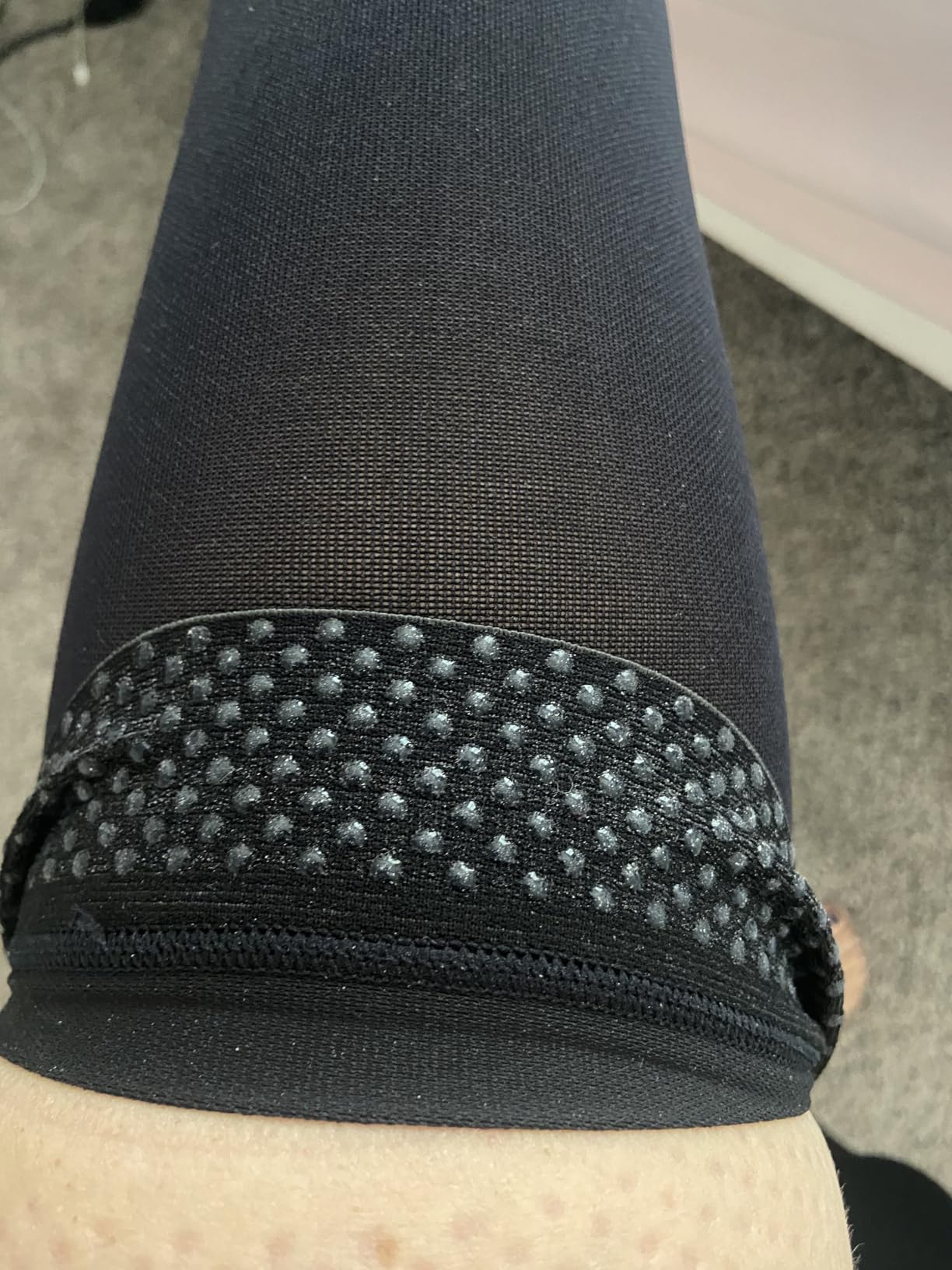 Beister Thigh High Compression Stockings with Silicone Band for Women & Men, 20-30 mmHg Footless Graduated Support Sleeves customer photo 1