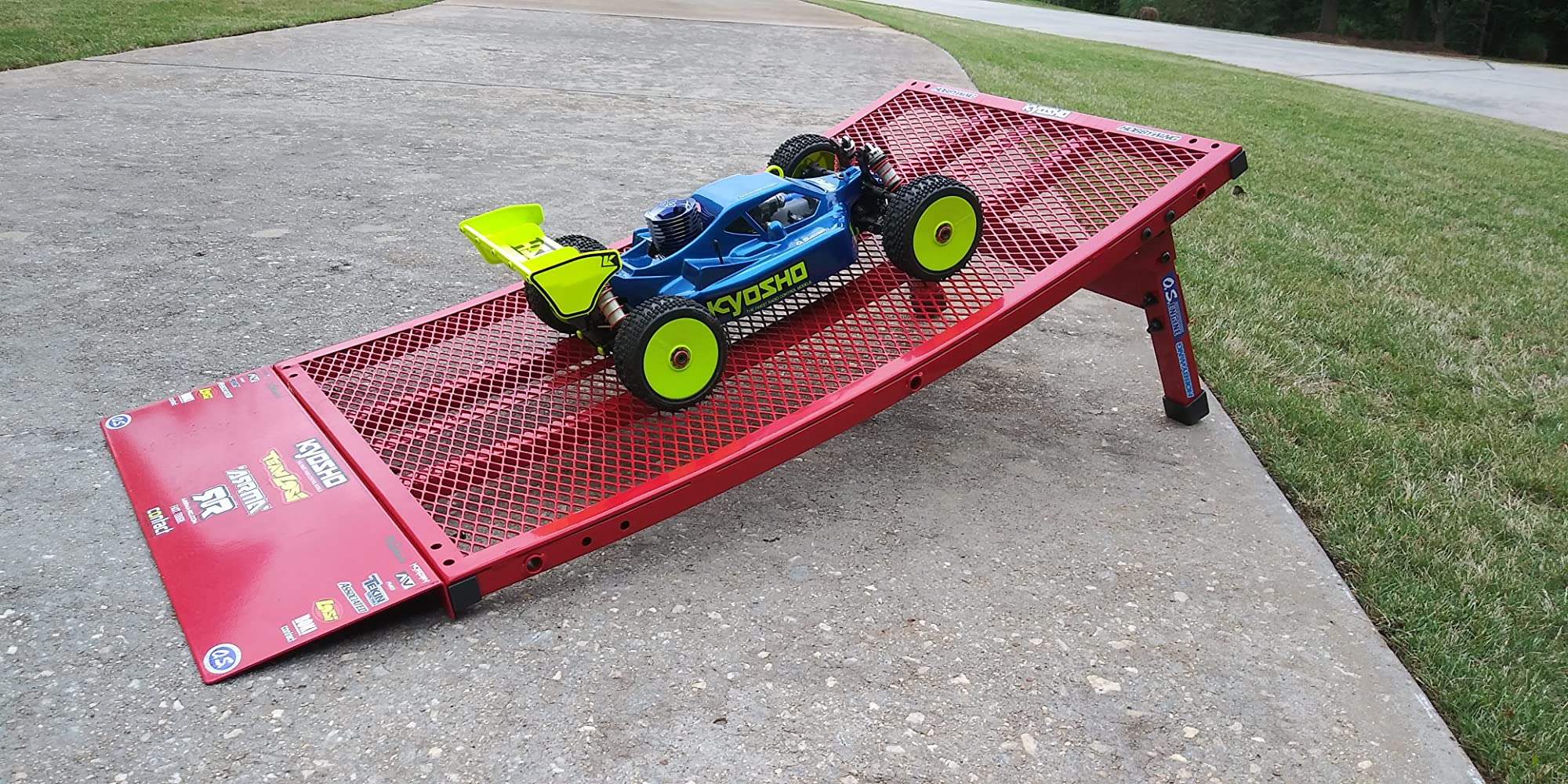 Freshpark Industries | BMX Jump Ramp | Foldable & Portable | Right for Pros to Beginners | StaCyc, BMX, MTB, RC and More | Launch Ramp | Made to Last customer photo 2