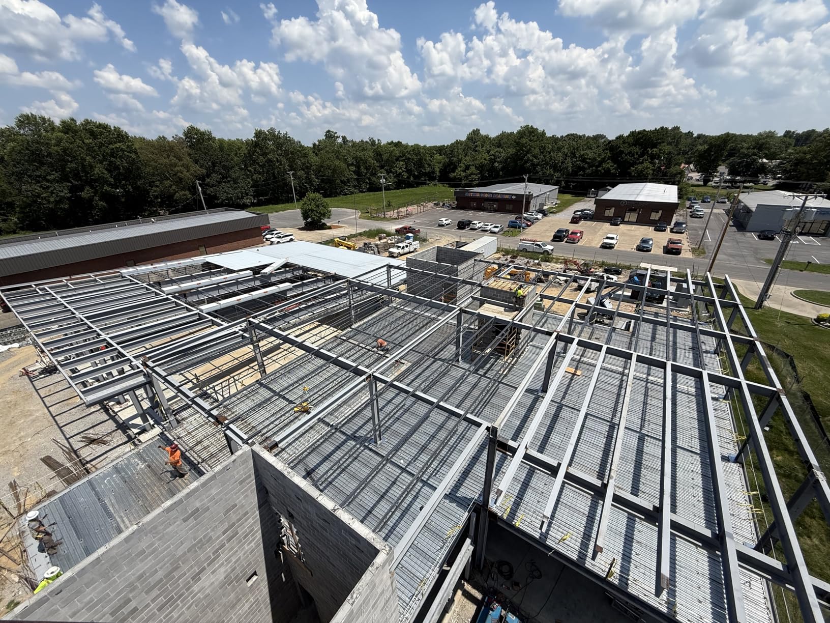 Hobart 770890 Auto-Darkening Welding Helmet, Large, Black customer photo 1