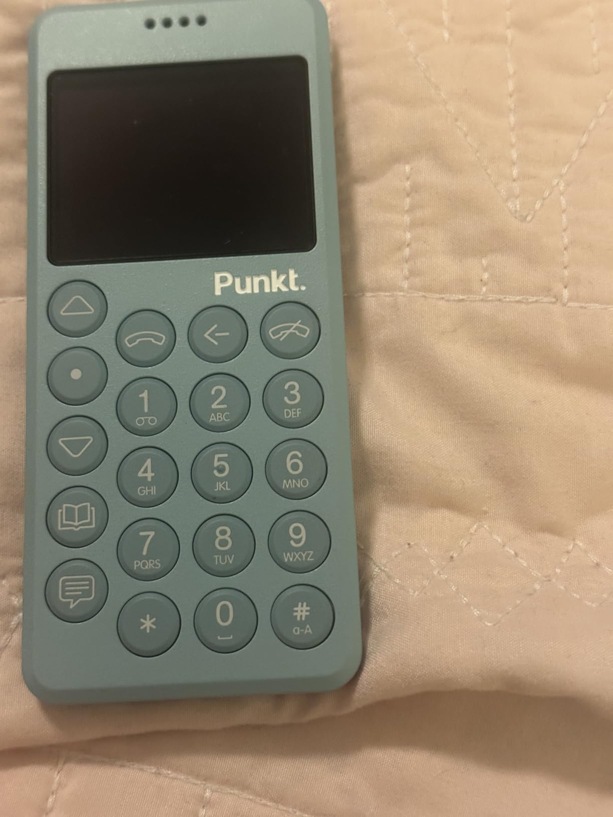 Punkt. MP02 4G LTE Minimalist Mobile Phone - Unlocked Cell Phone with Nano-SIM, Wi-Fi Hotspot, 2GB RAM+16GB Storage, Bluetooth, Digital Security, Multiband - Black customer photo 1