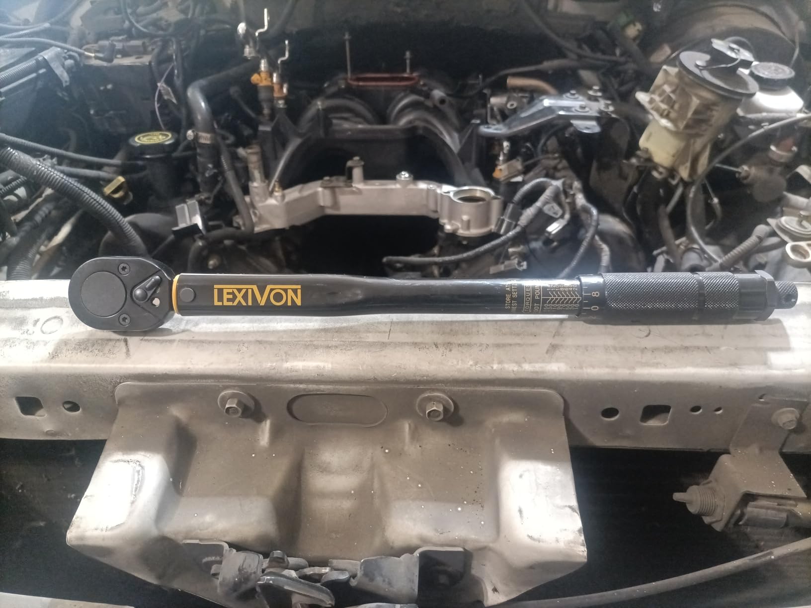 LEXIVON Torque Wrench 1/2-Inch Drive Click 10~150 Ft-Lb/13.6~203.5 Nm (LX-183) customer photo 2