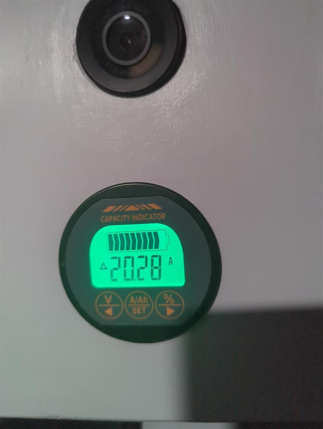 REDARC Dual Input 50A in-Vehicle DC to DC Battery Charger with MPPT Solar Regulator, Green Power Priority, 12V/24V Compatible, for Lithium, AGM, Gel, Lead Acid, Calcium, LiFePO4 Batteries customer photo 2