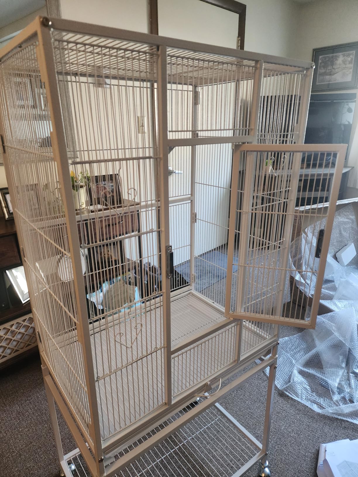 Yaheetech 54-inch Wrought Iron Standing Large Parrot Parakeet Flight Bird Cage for Small Parrot Sun Parakeet Green Cheek Conure Lovebird Budgie Finch Canary Bird Cage with Stand customer photo 1