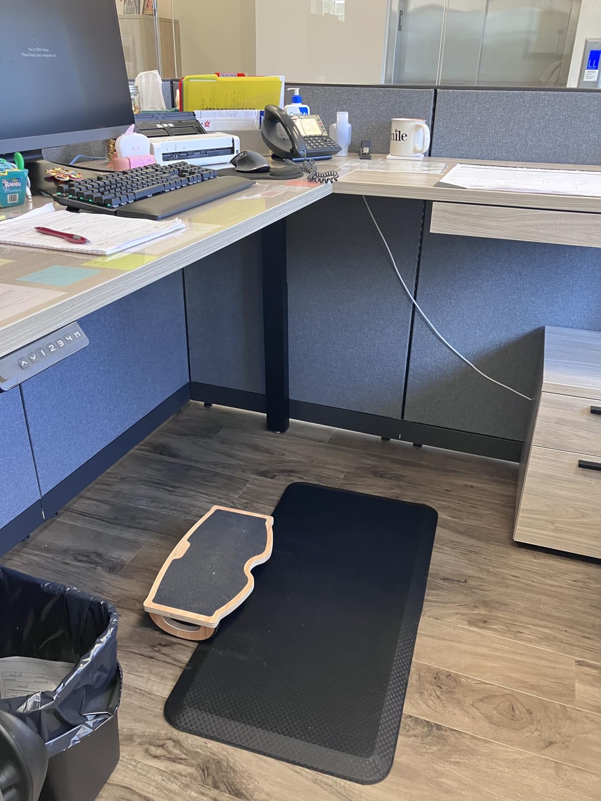 StrongTek Under Desk Footrest, Wooden Rocking Foot Rest, 350lbs, Non-Slip | Standing Desk Use, Ergonomic Foot Stool for Enhanced Circulation, Wide Rocker Balance Board, No Assembly for Office Home customer photo 1