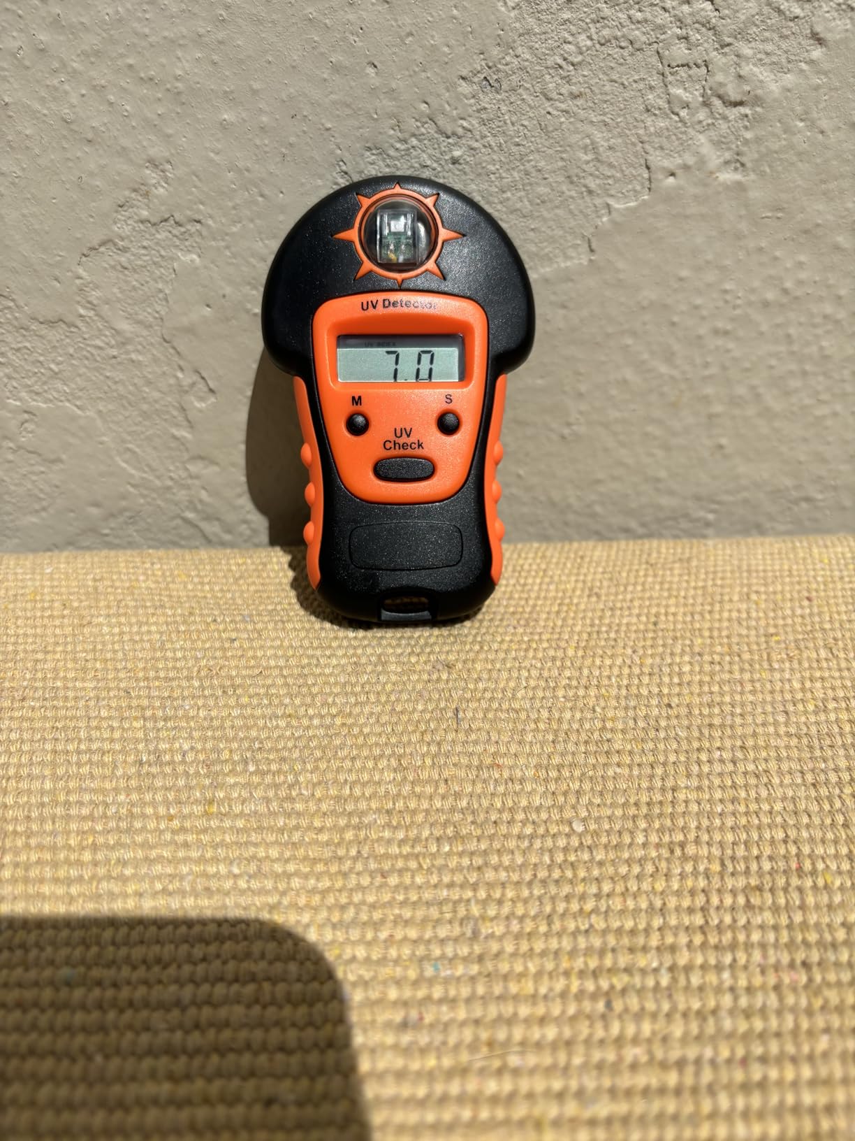 UV Detector for Measuring Sun Light UV Level - Portable Handheld Sun Light UV Detector (3A) customer photo 1