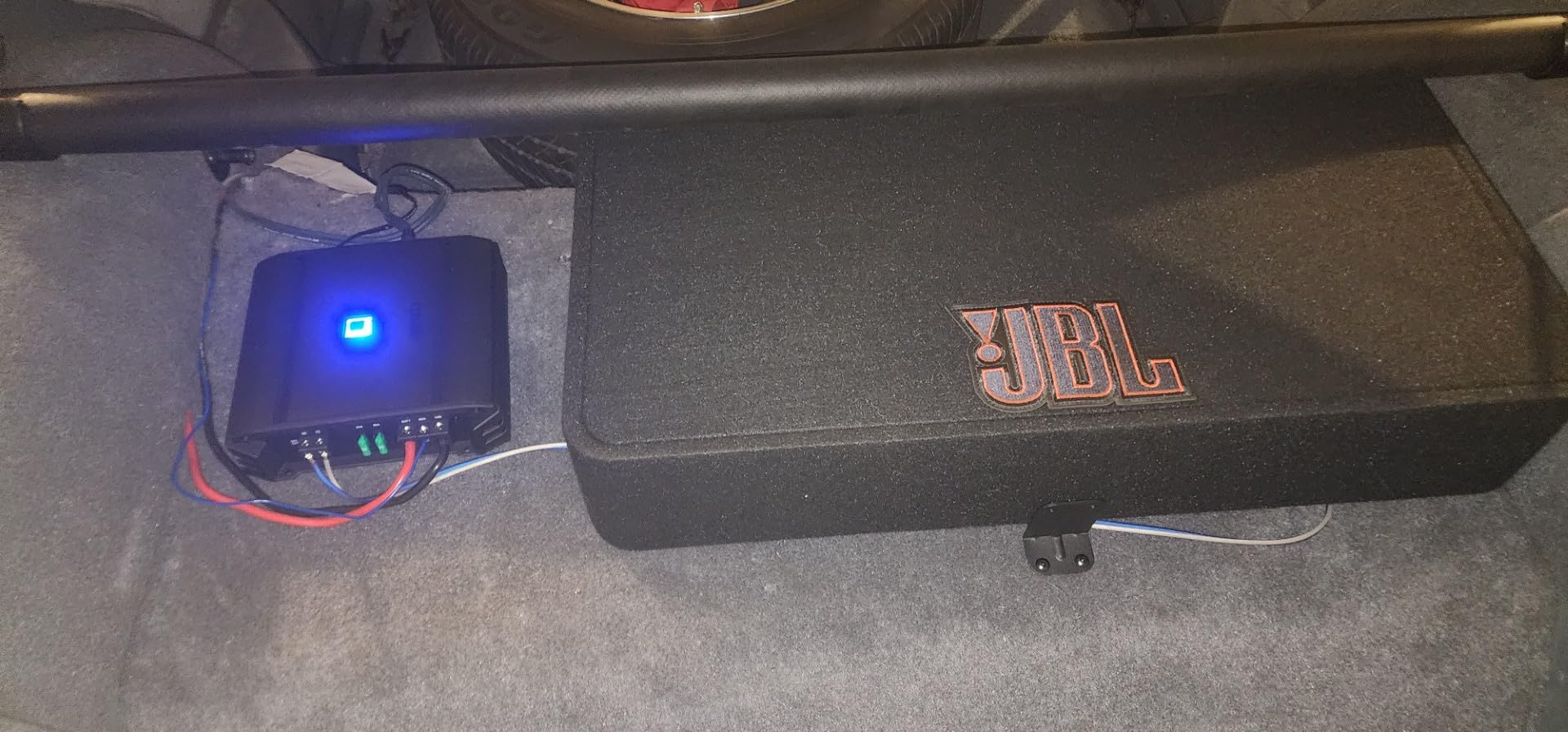 Alpine S-A60M, S Series Class D Monoblock Subwoofer Amplifier, 600 Watts customer photo 1