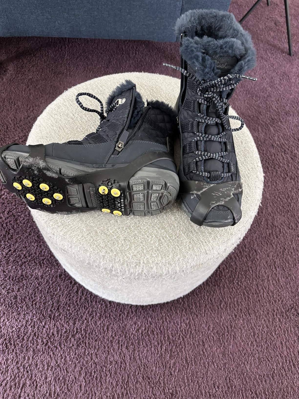 Aliglow Ice Snow Grips Over Shoe/Boot Traction Cleat Spikes Anti Slip Footwear customer photo 1