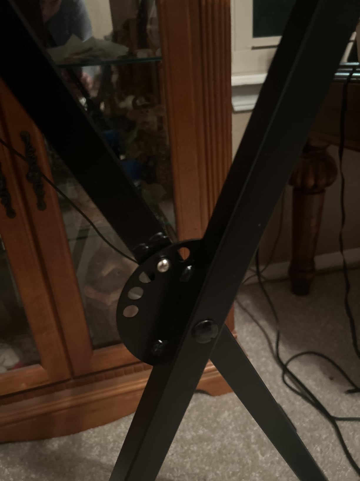 Amazon Basics Keyboard and Piano Stand, Adjustable Height, Portable Single-X-Shape, Black customer photo 1