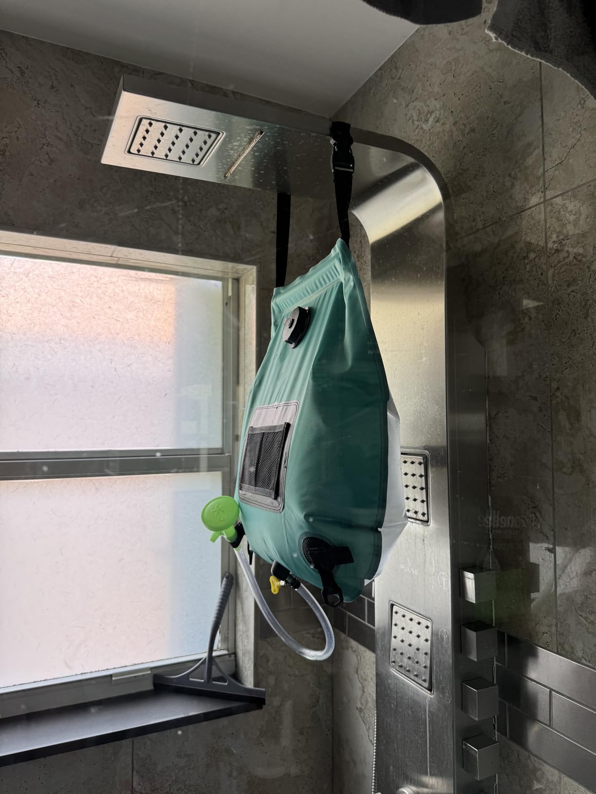 Solar Shower Bag | 5 Gal/20L Solar Heating Camping Shower Bag | Removable Hose | On-Off Switchable Shower Head | Ducha Portatil | Traveling Shower | Portable Shower for Beach Swimming, Hiking customer photo 1