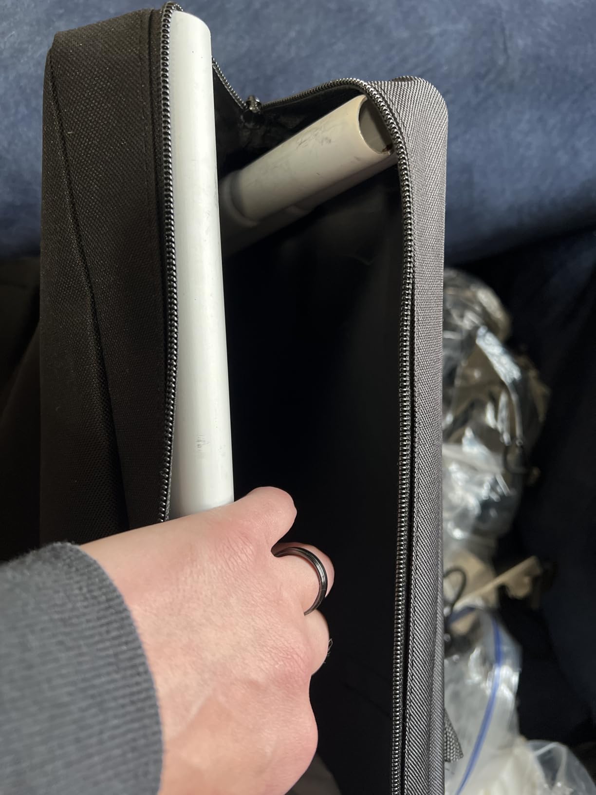 Glide Gear BFS 100 Butterfly Scrim - 4x4, 6x6, 8x8 Diffuser - 3 Nylon Silks, Quick-Setup Frame, C-Stand Clamps Included customer photo 2