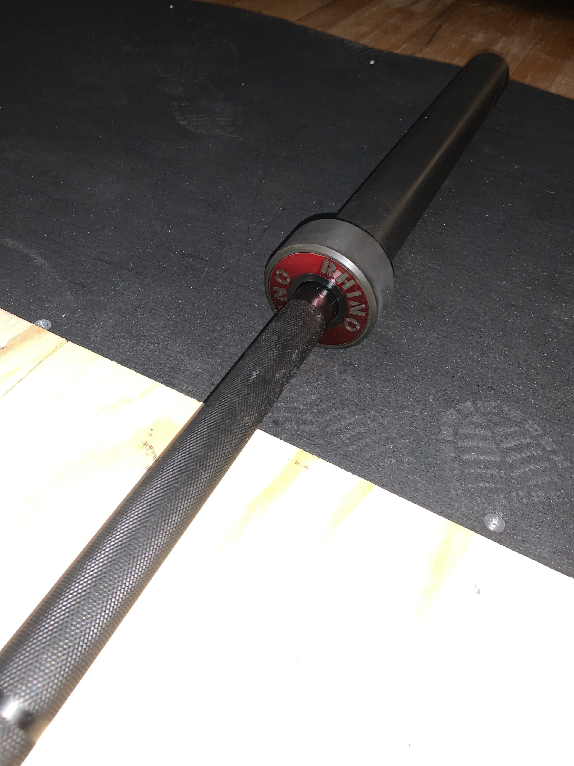 Synergee 45lb Rhino Power Bar Cerakote Finish Barbell. Rated 1500lbs for Powerlifting - Deadlift - Squat - Bench Bar customer photo 1