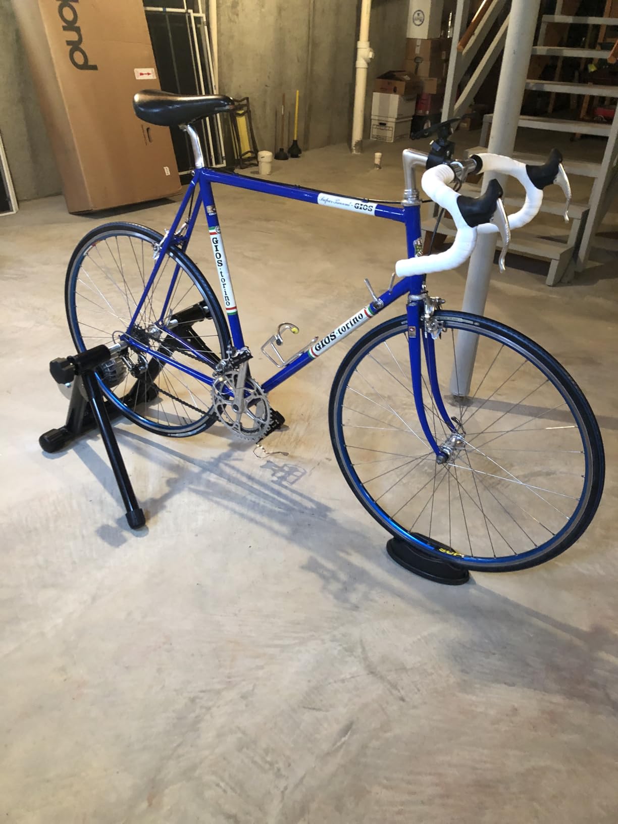 Alpcour Fluid Bike Trainer Stand for Indoor Riding - Portable Foldable Stainless Steel Trainer, Noise Reduction, Progressive Resistance, Dual-Lock System - Road & Mountain Bikes' Stationary Exercise customer photo 1