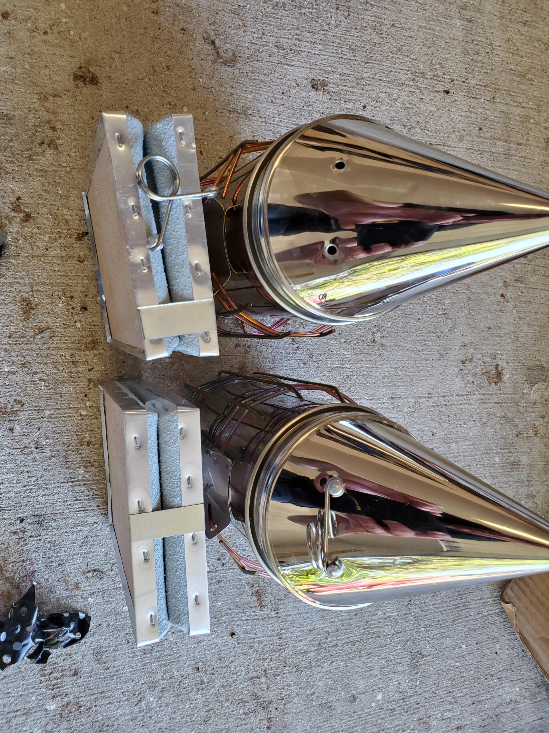 Blisstime Bee Hive Bee Smoker Stainless Steel with Heat Shield Beekeeping Supplies and Equipment customer photo 2