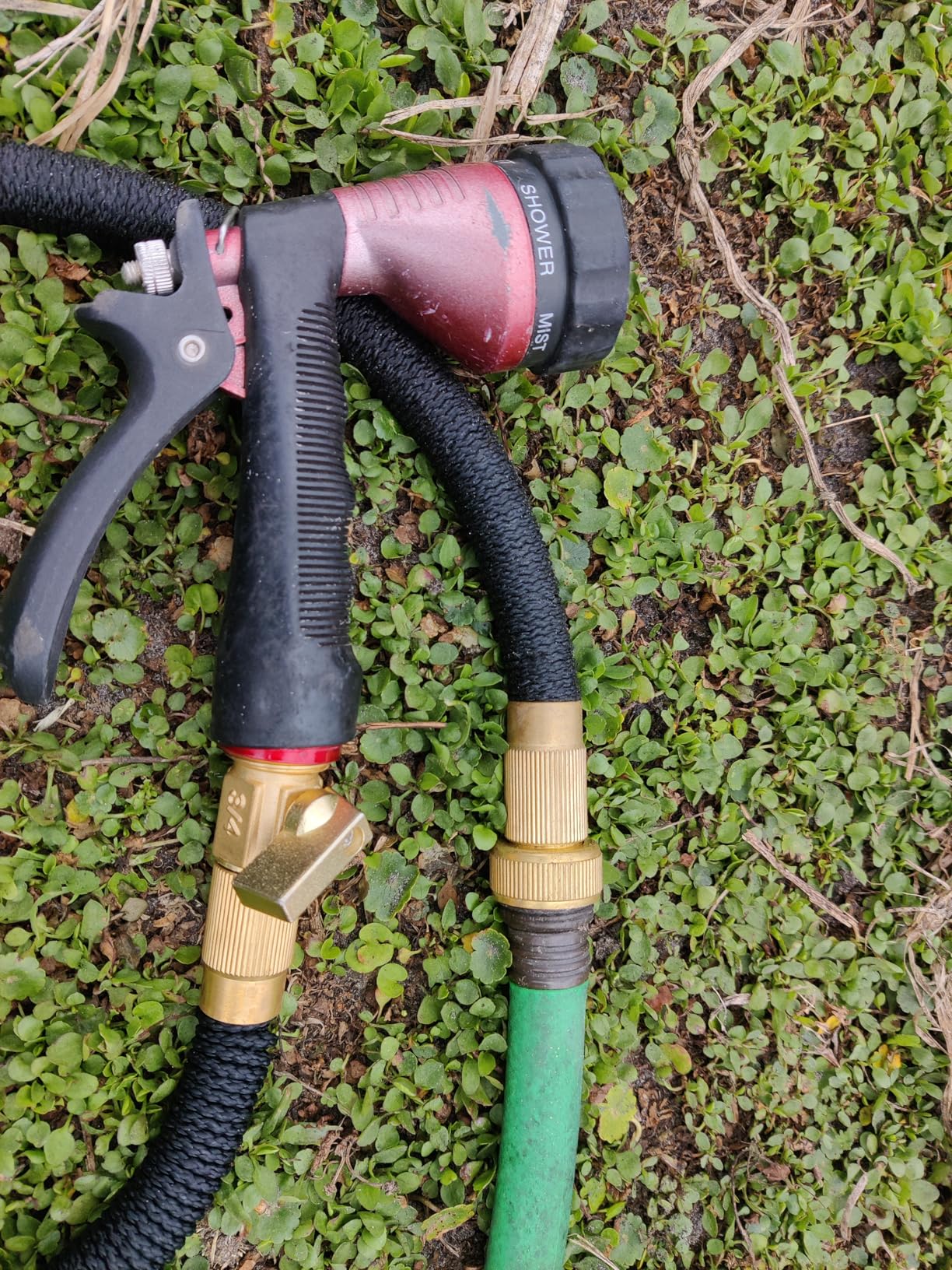 Flexi Hose Lightweight Expandable Garden Hose, 100FT -Retractable Garden Hose, Water Hose - No-Kink Flexibility, 3/4 Inch Solid Brass Fittings and Double Latex Core customer photo 1