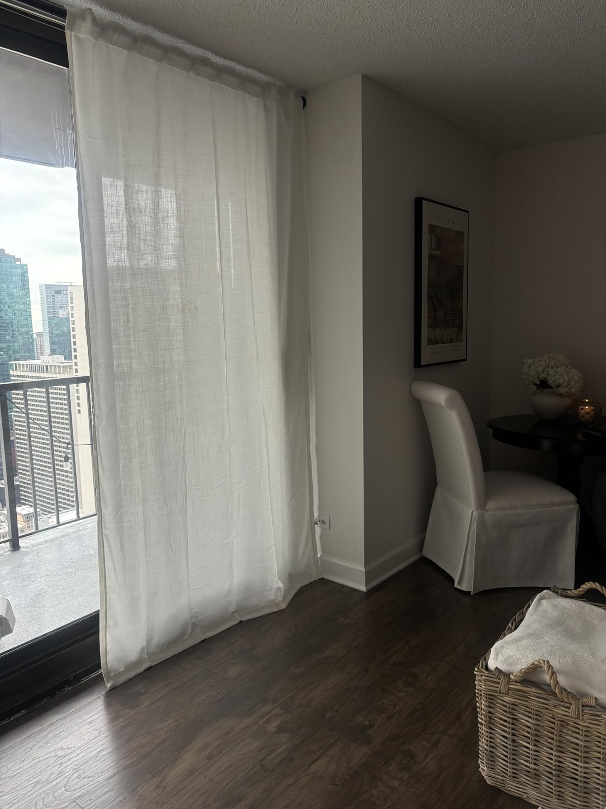 ALLZONE Heavy Duty Tension Shower Curtain Rod 42-83 Inches for Bathroom, Window, Non-Slip, Adjustable with Strong Spring Pole for Closet, Doorway, No Rust, No Drilling, Black customer photo 2