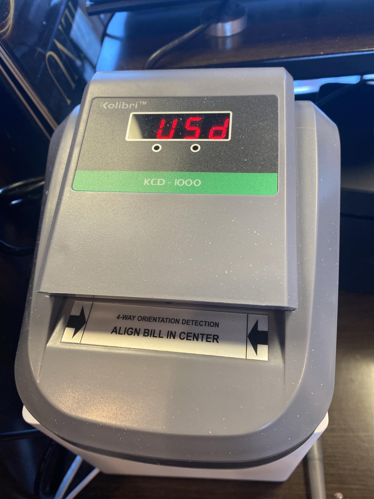 Kolibri KCD-1000 4-Way Orientation Portable Fake Currency Reader and Counterfeit Bill Detector with UM, Magnetic, Infrared Counterfeit Money Detector, Easy Pass/Fail Indicator (KCD-1000) customer photo 1