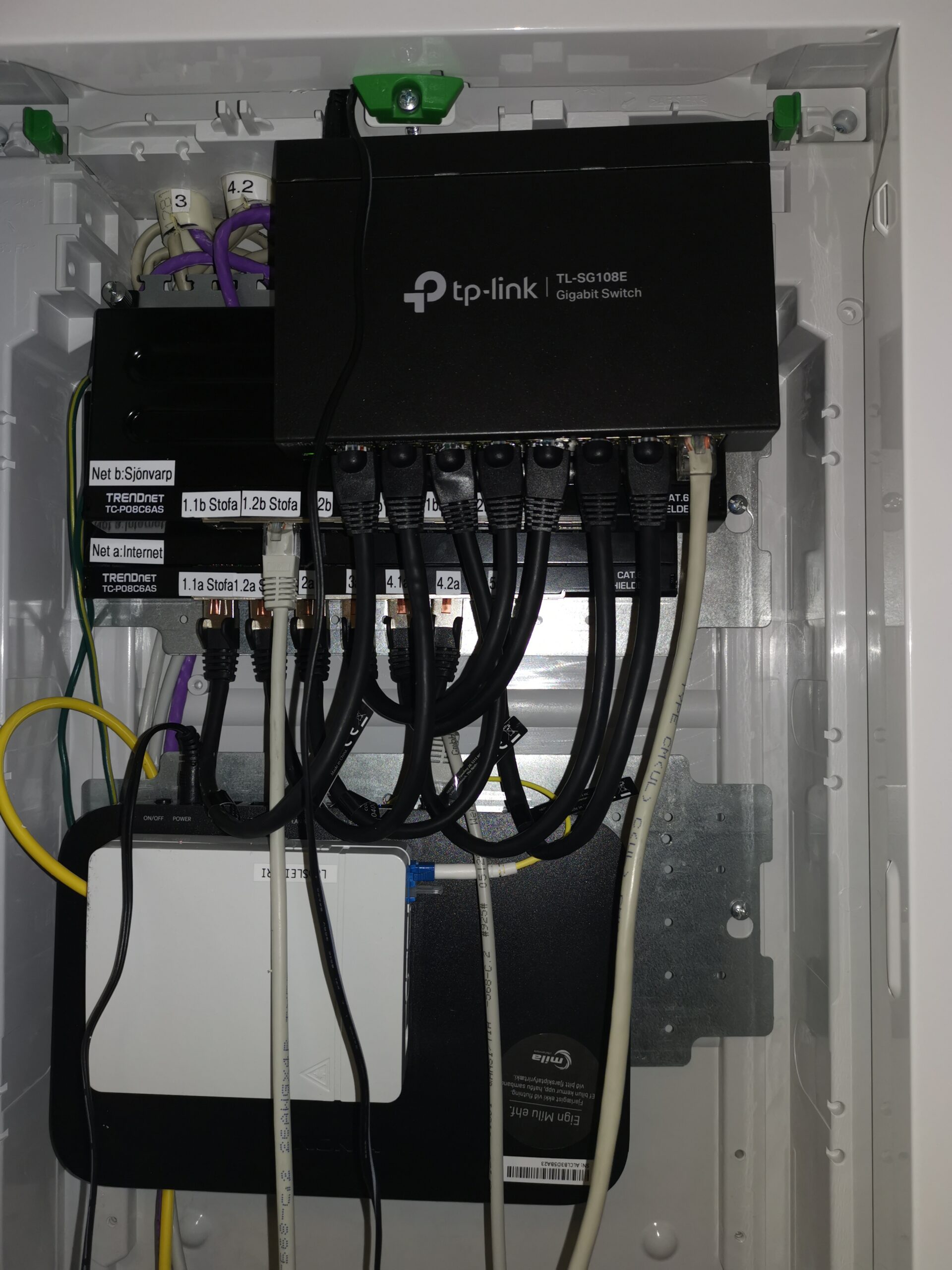 TRENDnet 8-Port Cat6A Shielded Patch Panel, Wall Mount Ready, 10G Ready, Cat5e,Cat6,Cat6A Compatible, Metal Housing, Color-Coded Labeling for T568A & T568B Wiring, Cable Management, Black, TC-P08C6AS customer photo 2