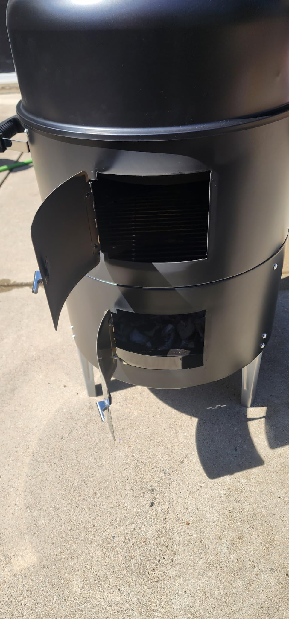 Realcook Vertical 17 Inch Steel Charcoal Smoker, Heavy Duty Round BBQ Grill for Outdoor Cooking, Black customer photo 2