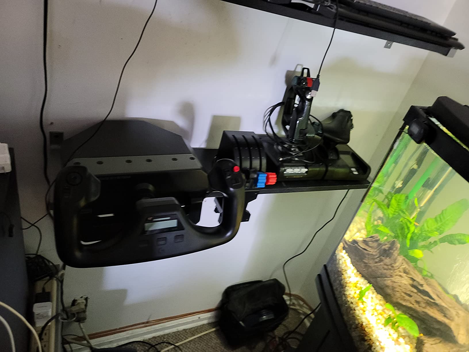 Logitech G PRO Flight Yoke System – Professional Simulation Yoke and Throttle Quadrant customer photo 2