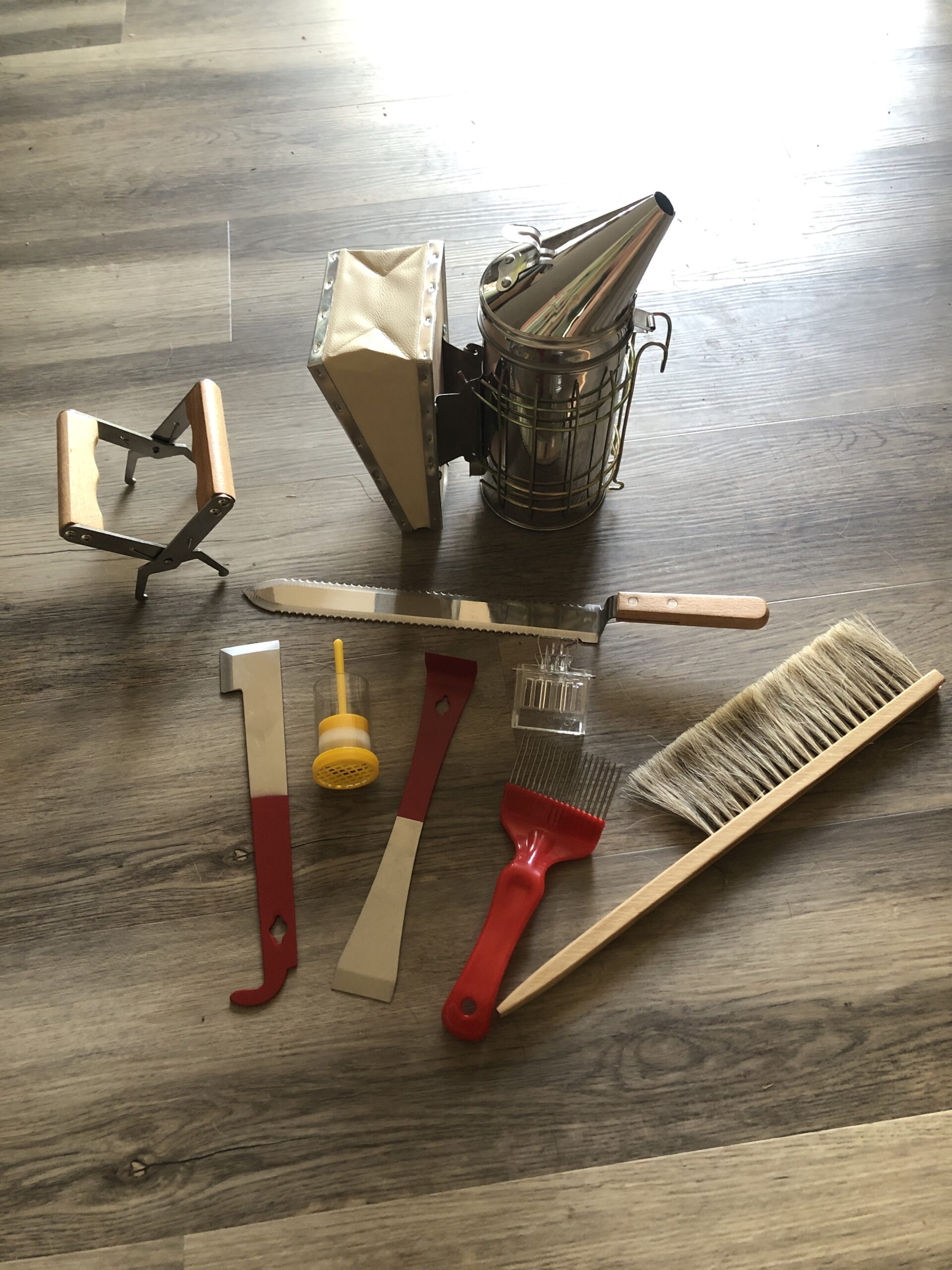 BeeCastle 9 Pcs Beekeeping Tools Kit with Organizer Tote for Beekeepers, Necessary Beekeeping Supplies Bee Keeping Starter Kit Includes Bee Smoker Kit and Beehive Tools customer photo 2