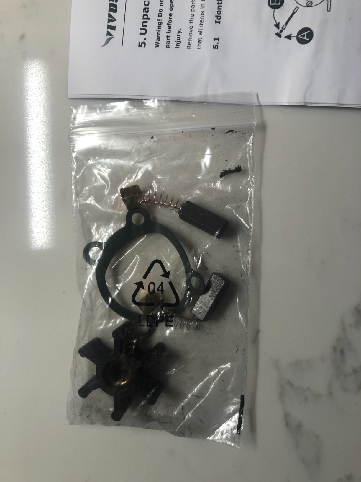 VIVOSUN 115V Water Transfer Pump, 1/10HP 330 GPH Portable Utility Pump with Water Hose Kit, Ideal for Removing Water from Gardens, Hot Tubs, Rain Barrels, Pools, Ponds, and Aquariums customer photo 1