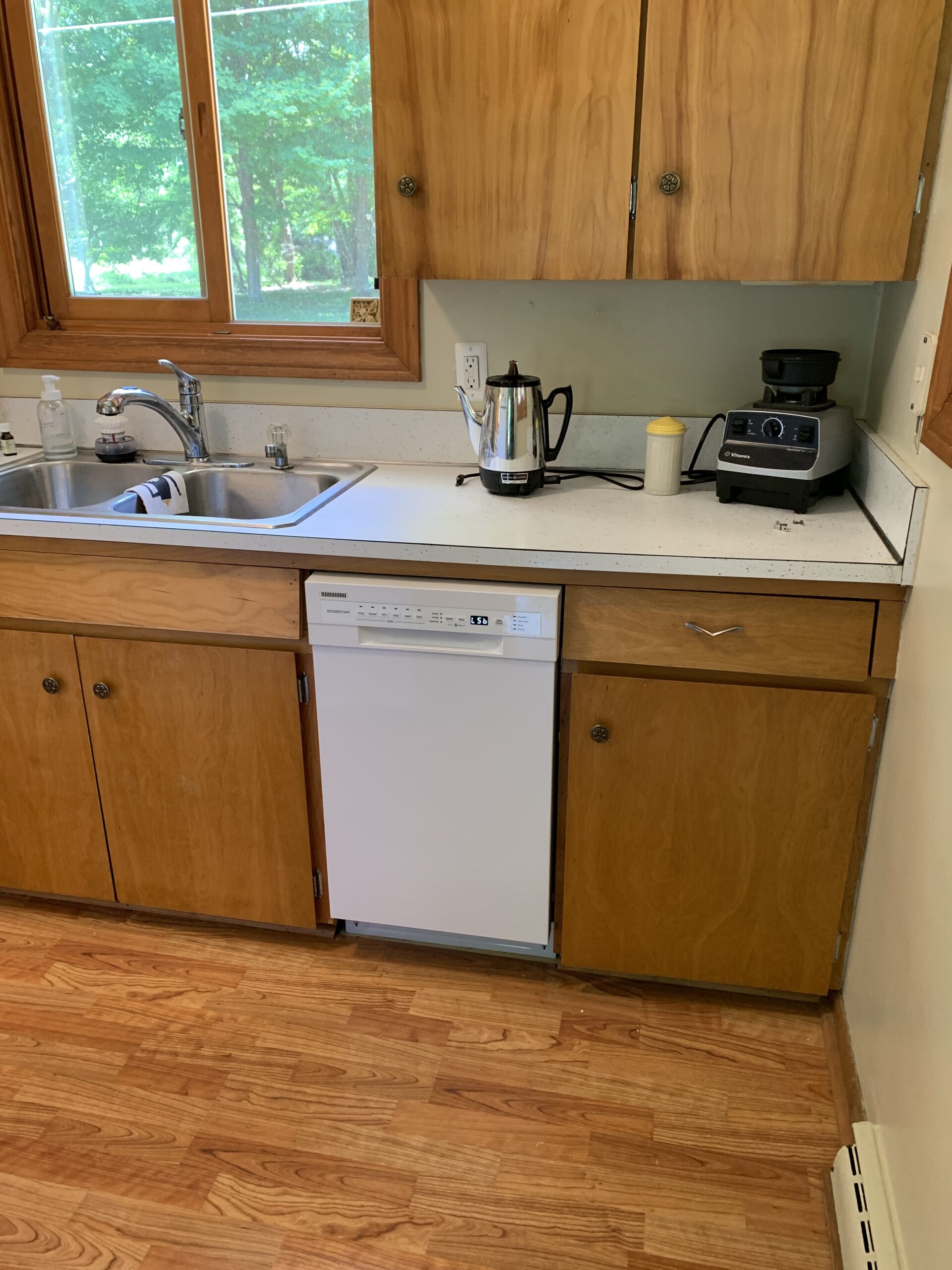 EdgeStar BIDW1802BL 18 Inch Wide 8 Place Setting Built-In Dishwasher customer photo 2