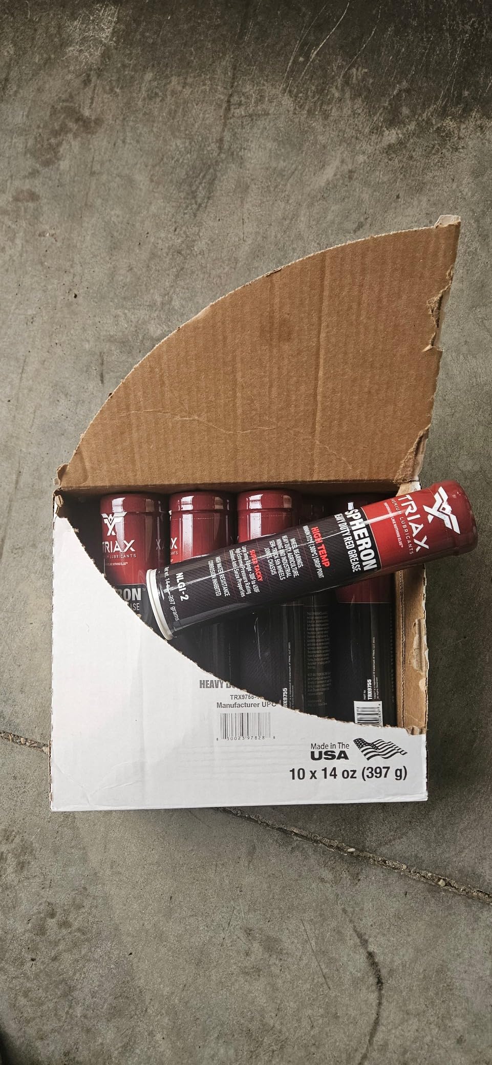 TRIAX Spheron Grease NLGI-2 Lithium Complex, High Temp, Super Heavy Duty | Ultra Tacky, EP, Waterproof | for 5th Wheel, Joints, Pivots, Wheel Bearings, and Chassis (14 Oz Tube) customer photo 1